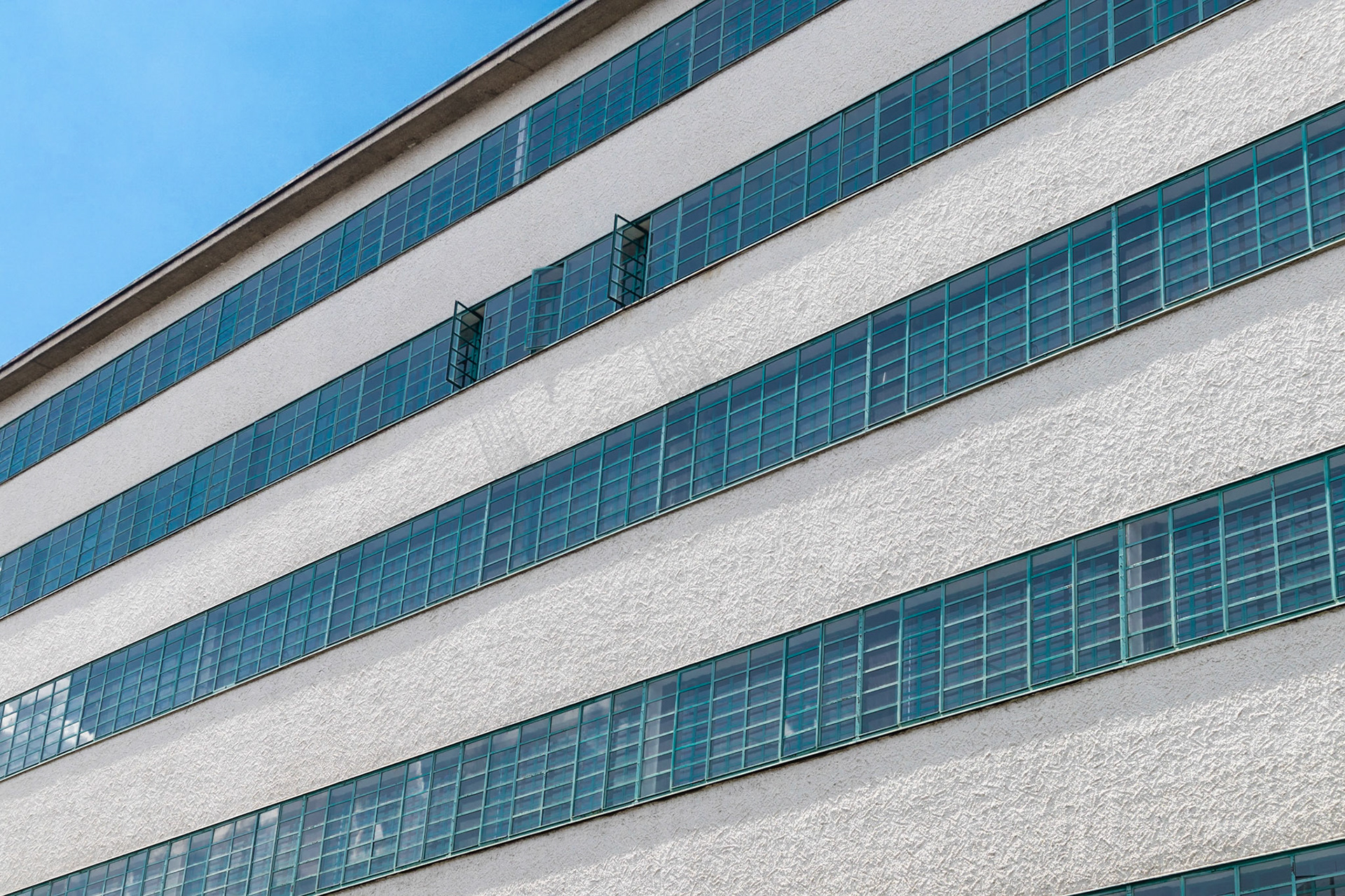 Tabakfabrik Linz, Bau 1 Window Rows