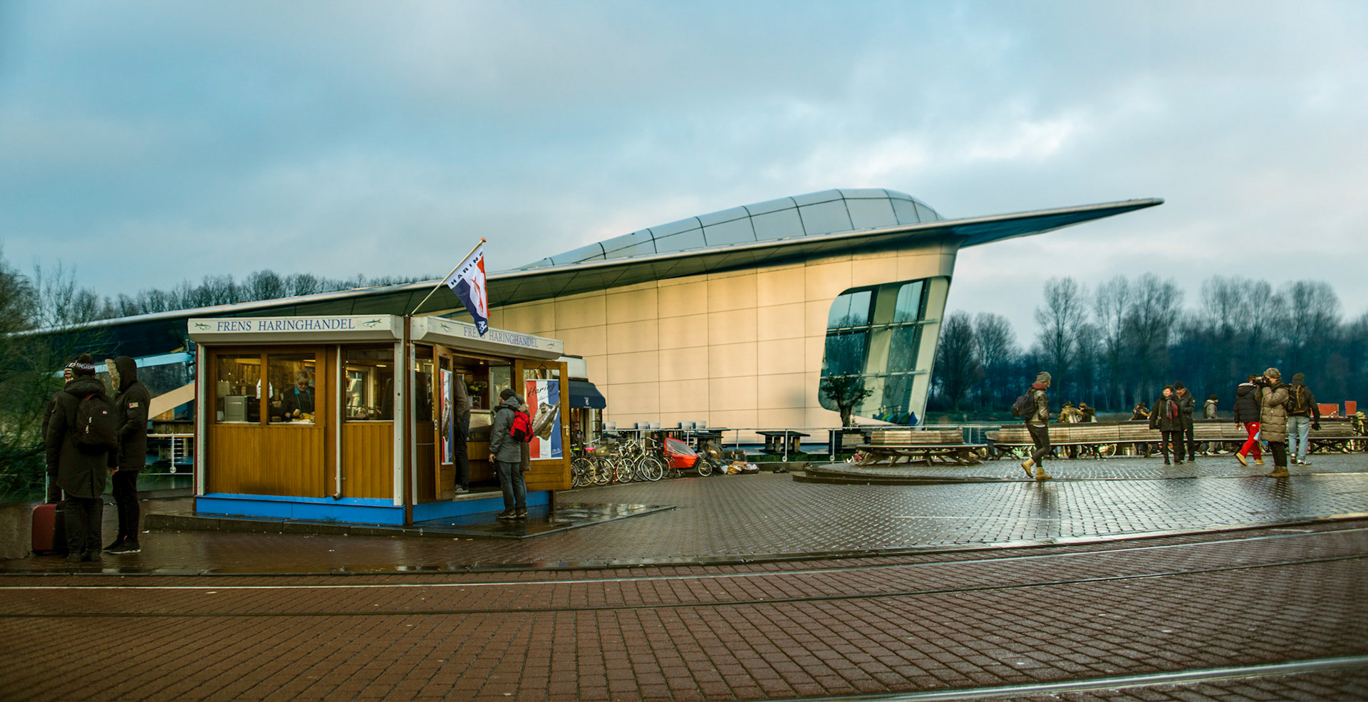 Photo by Rien Janssen (www.rienjanssen.com)