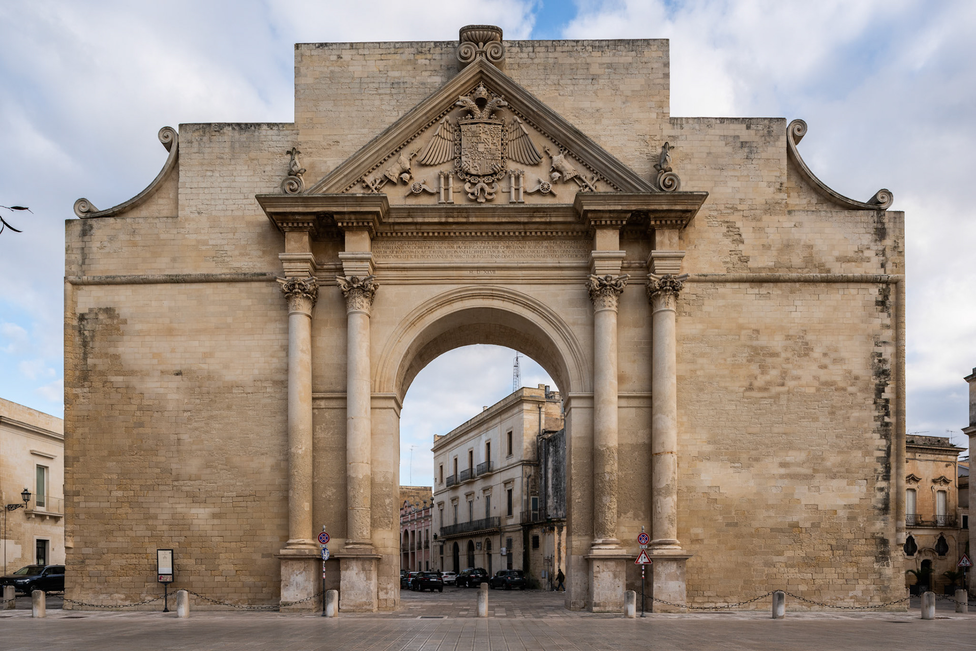 Porta Napoli, facing East, Lecce, Italy. Photo: 2019. © The Trustees of Columbia University