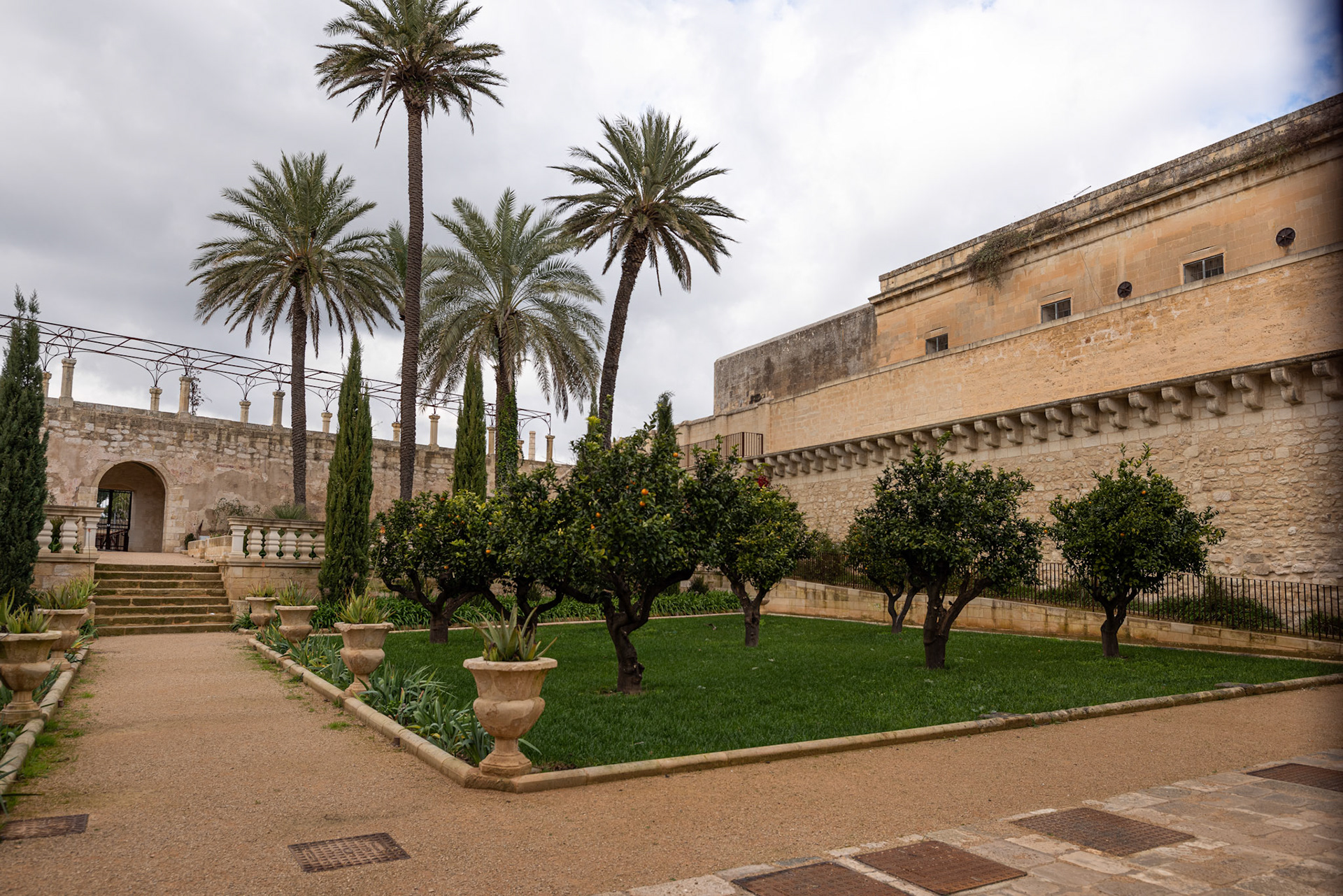 Palazzo Giaconia, Inner Courtyard, Lecce, Italy. Photo: 2019. © The Trustees of Columbia University