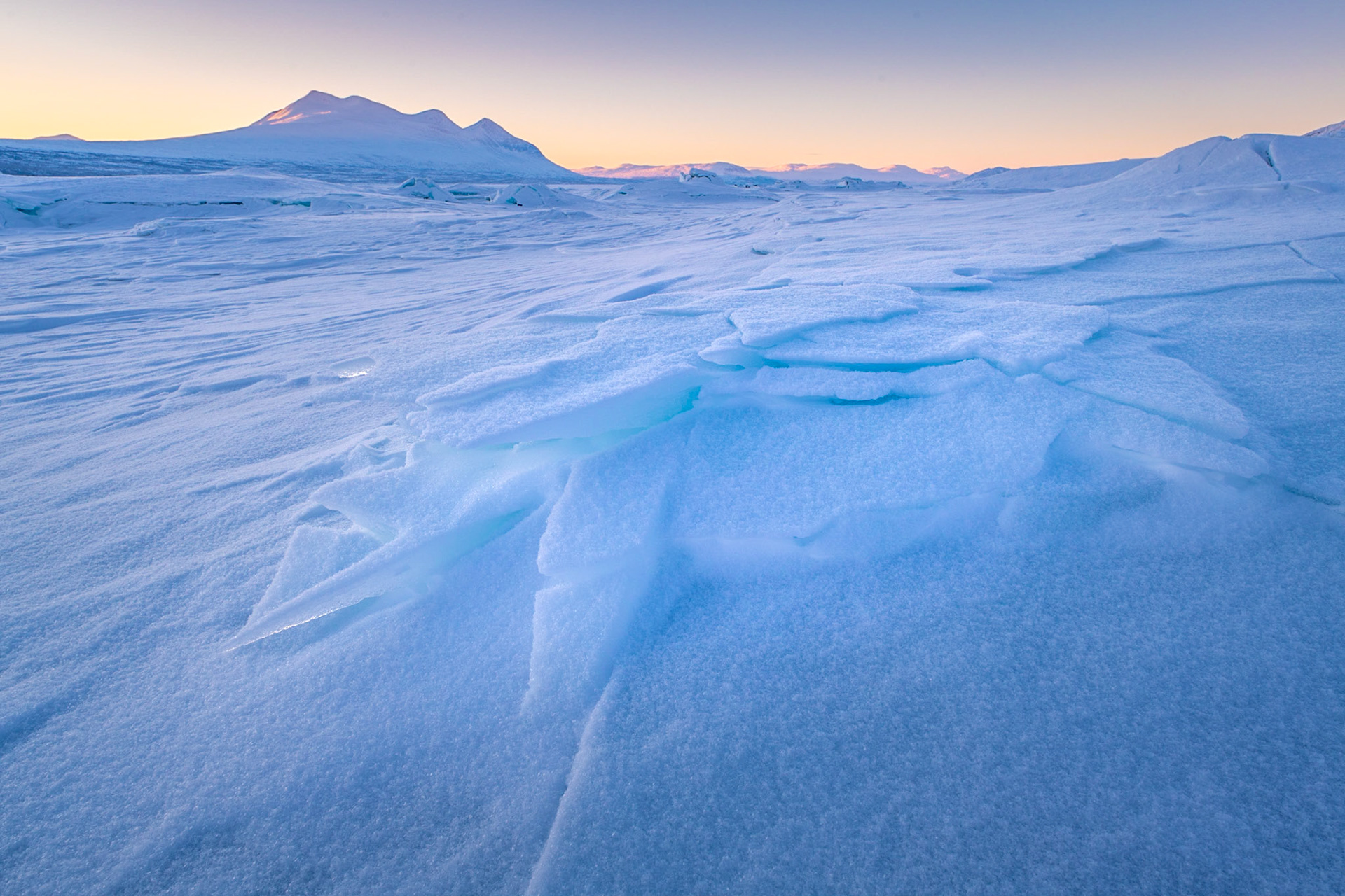 Akkajaure splinters, Stora Sjöfallet National Park, Sweden