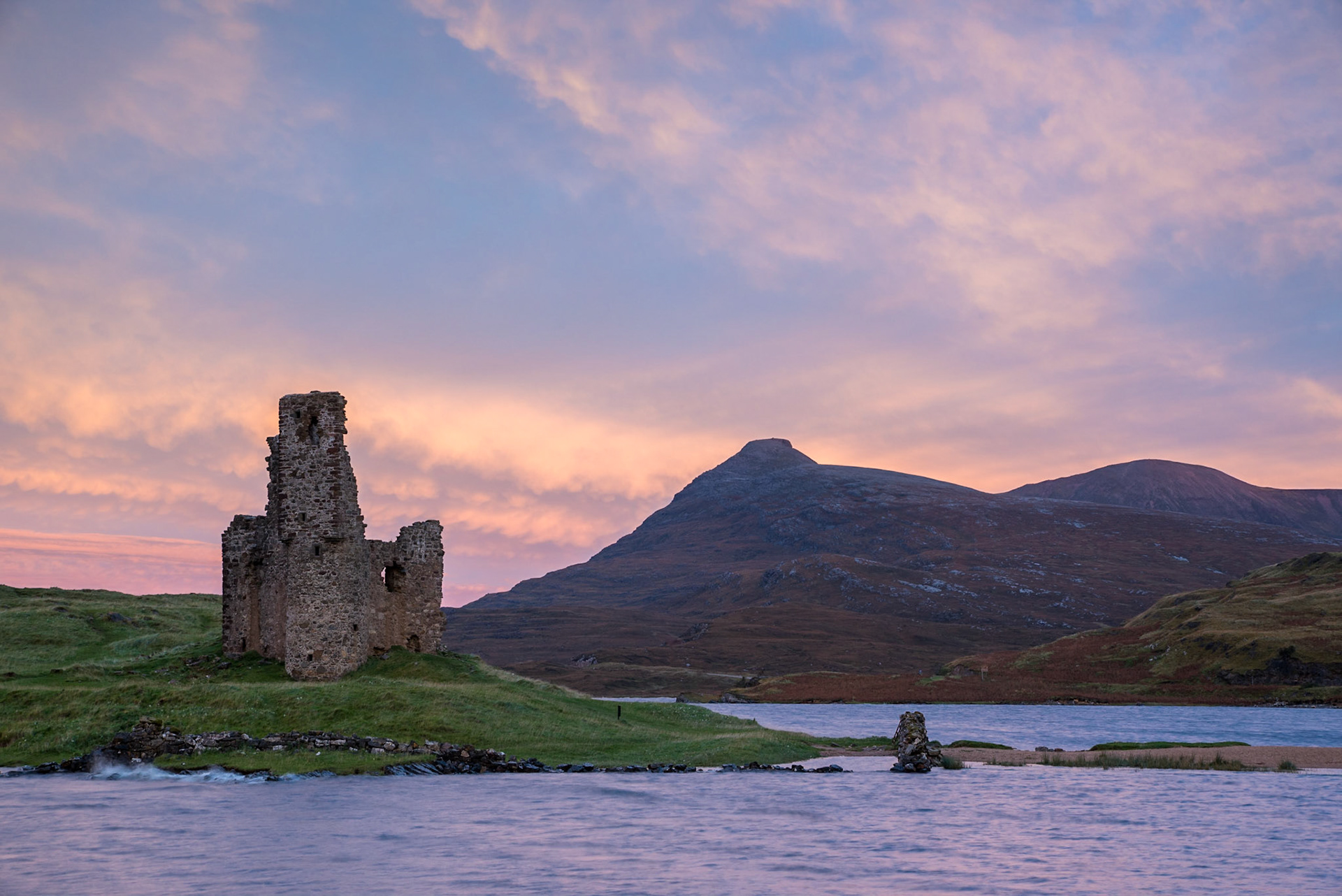 Ardvreck Castle at dawn, Scottish Highlands