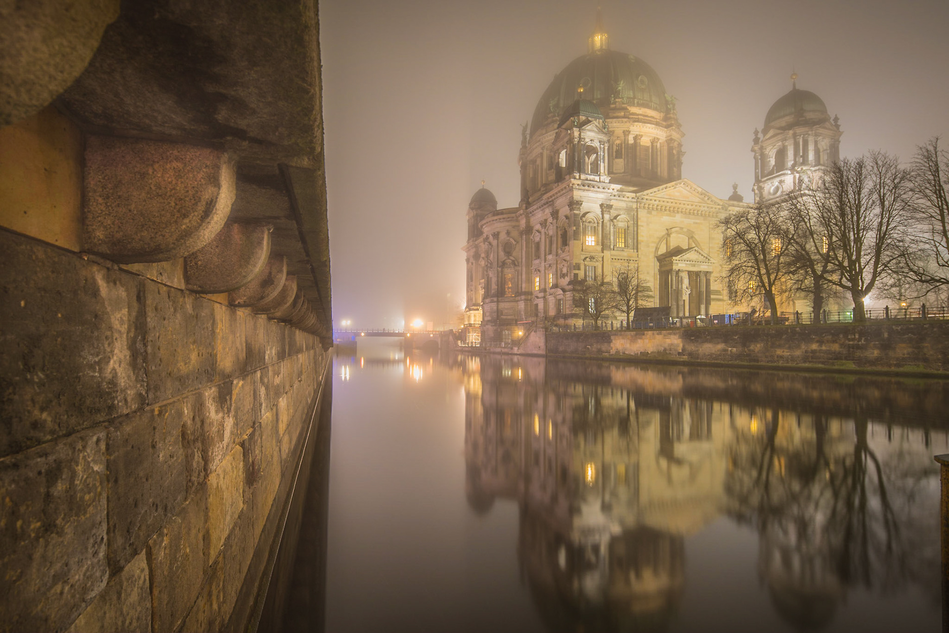 Berlin Cathedral at night & fog