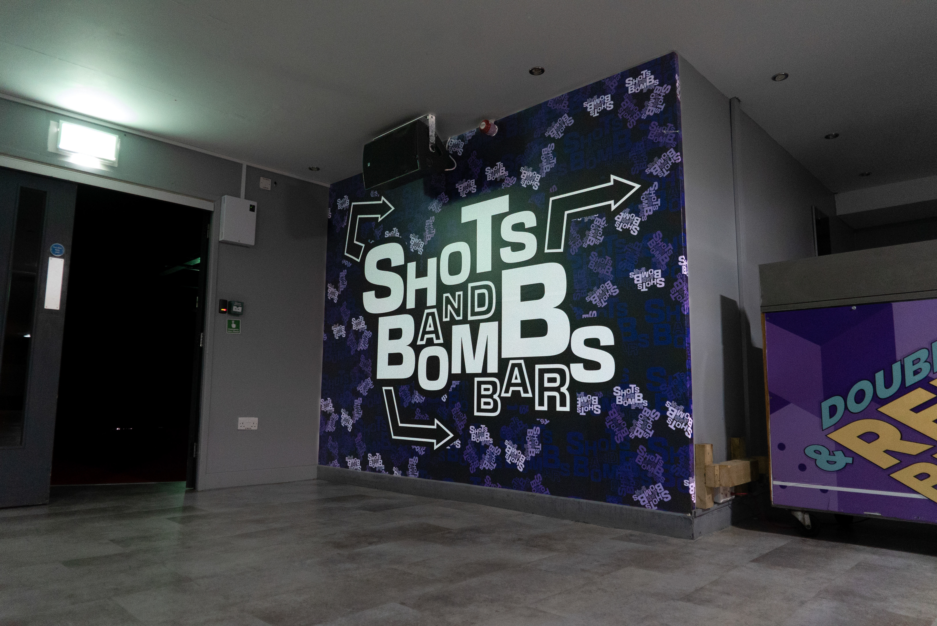 Full wall vinyl in Students' Union night club - 10x7ft