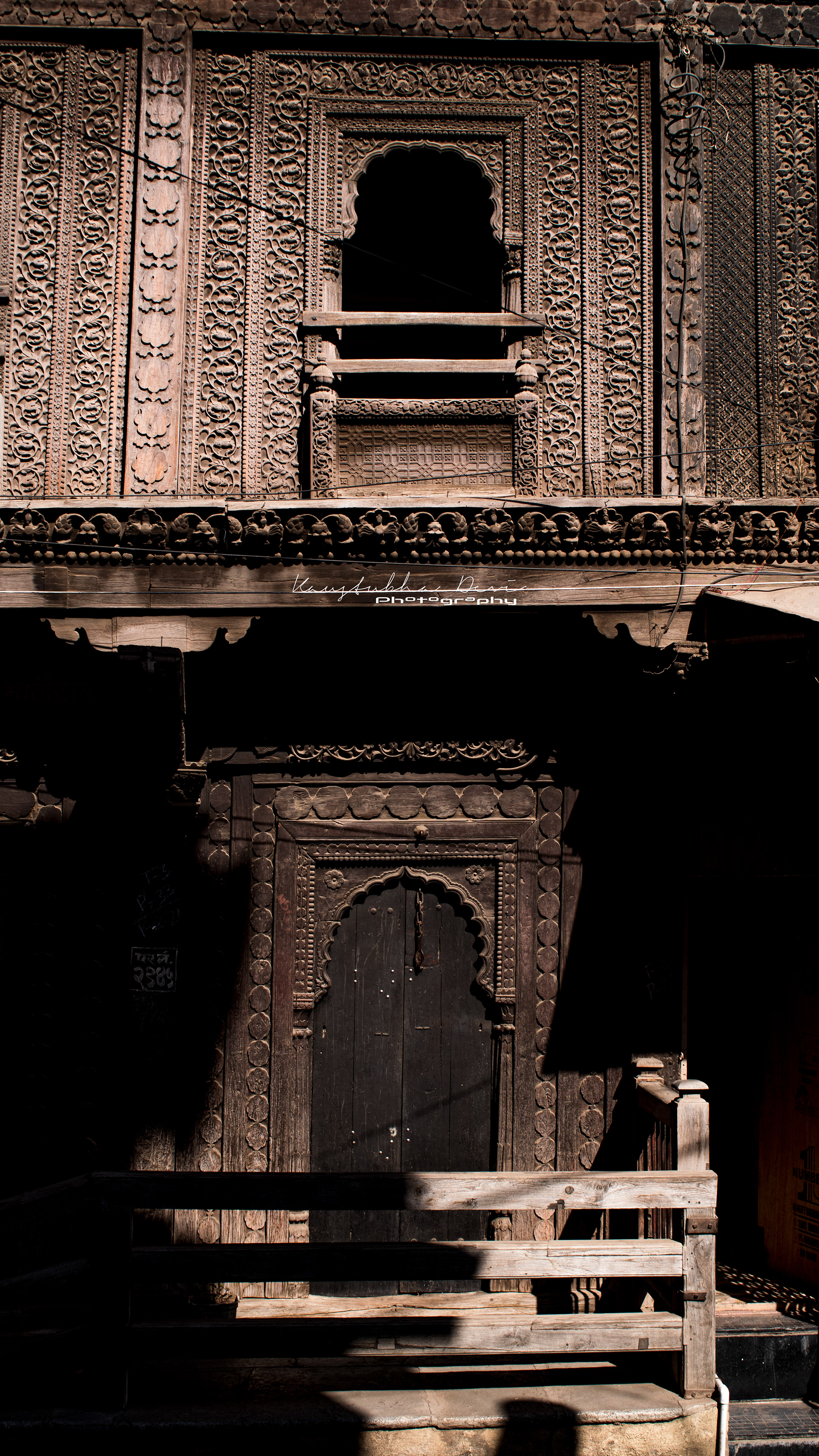 Old Nashik City Carving a 100 year old house 