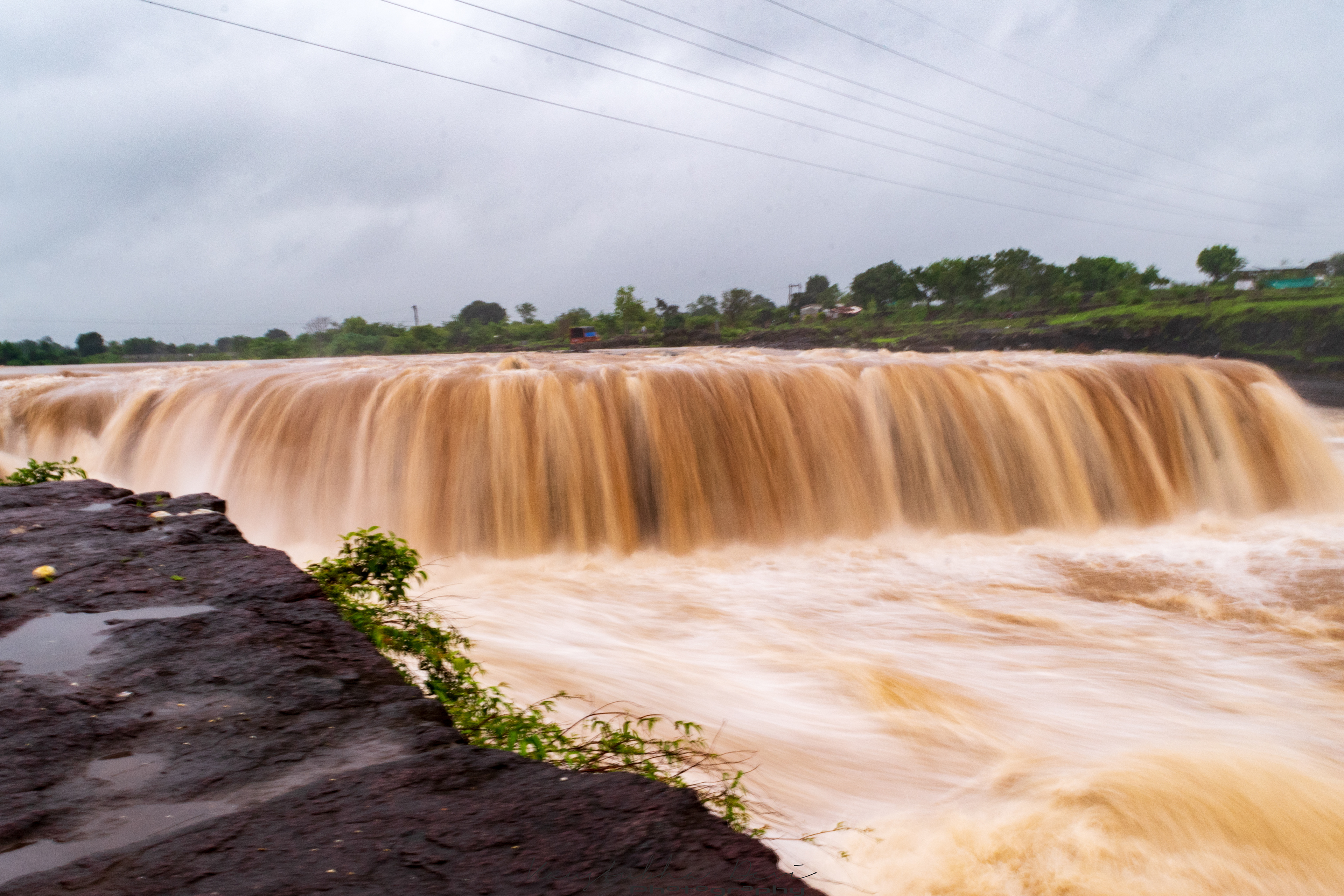 Someshwar waterfall overflowing during the rains @ Nashik