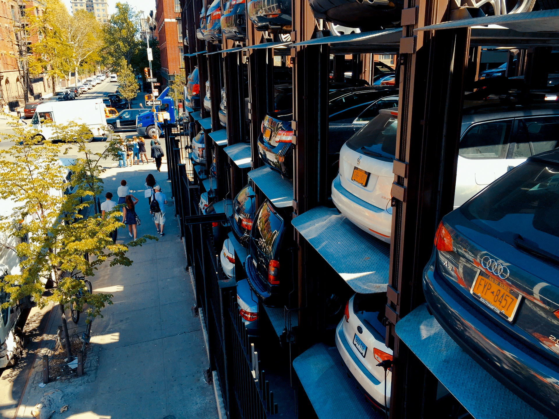 Container Store does parking