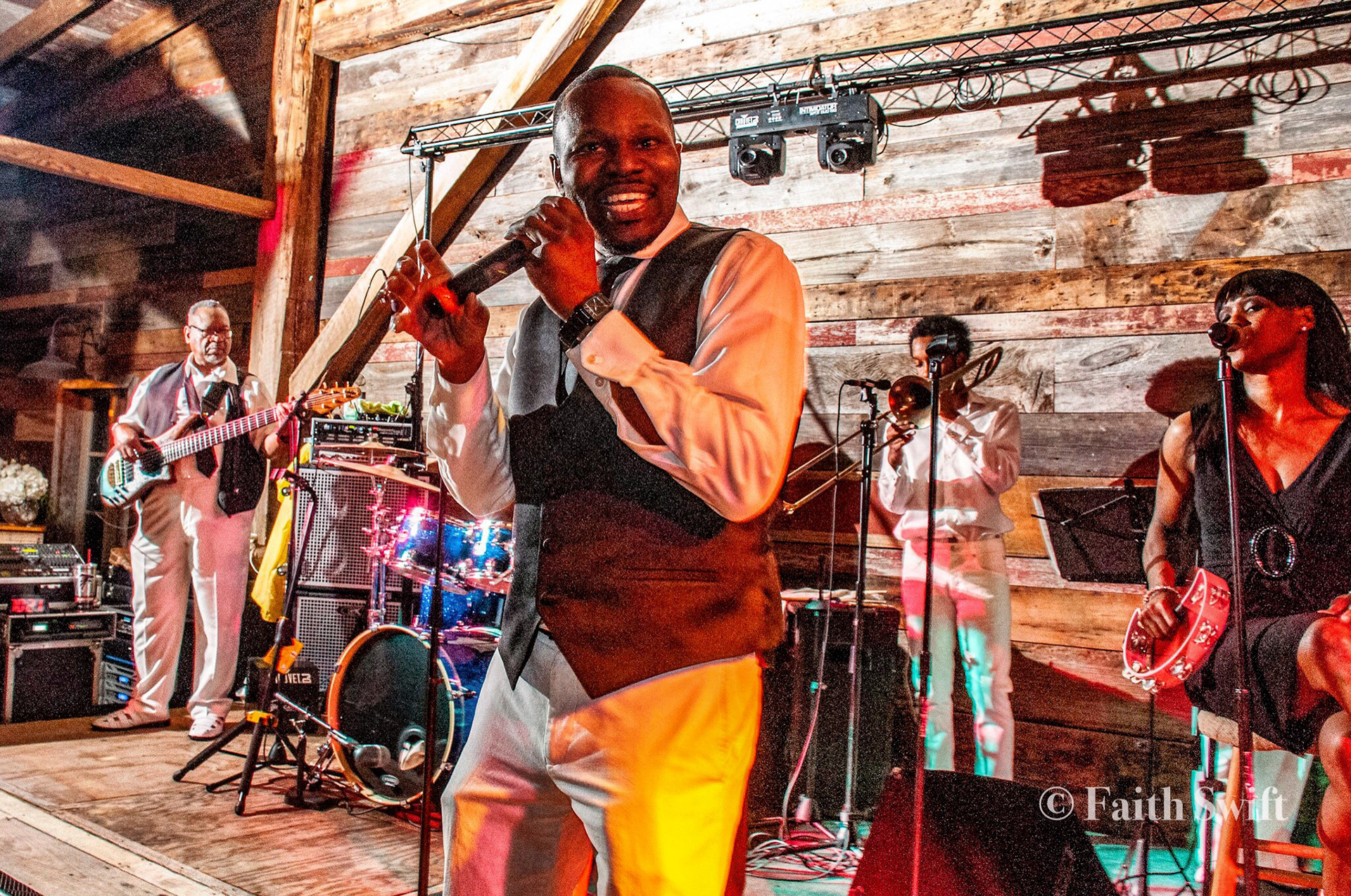 Music on and off Road 