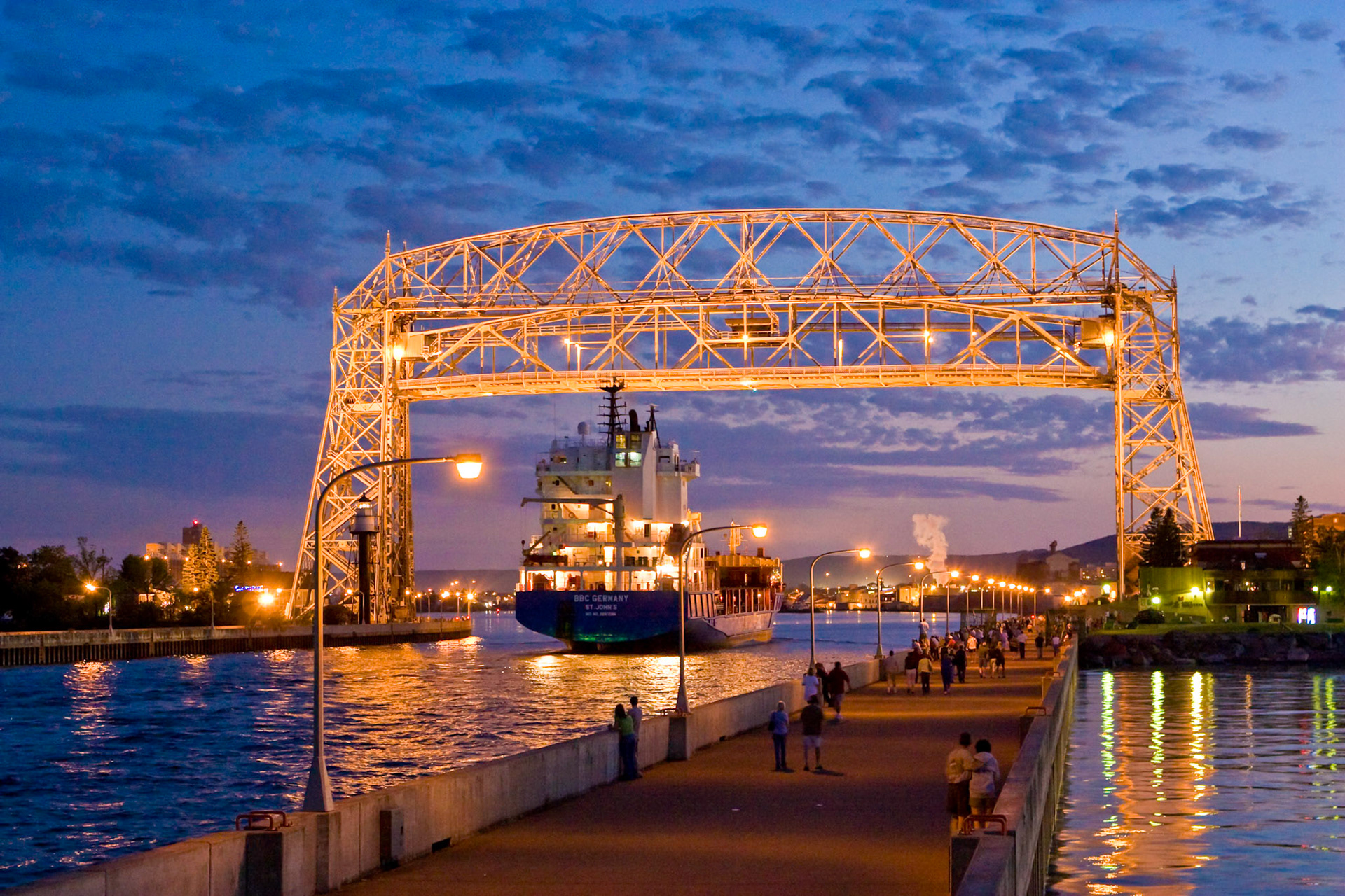 Built in 1905, the Duluth Aerial Lift Bridge spans the Duluth Shipping Canal between Duluth and Park Point.