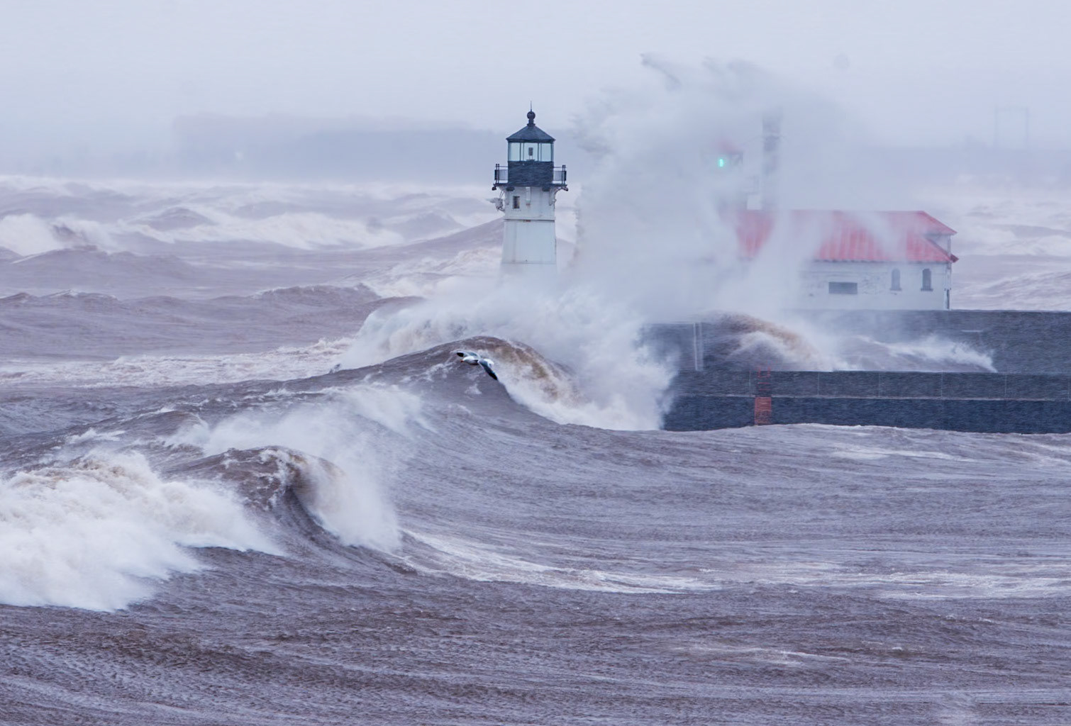 Duluth Lighthouses stand up to gale force winds.