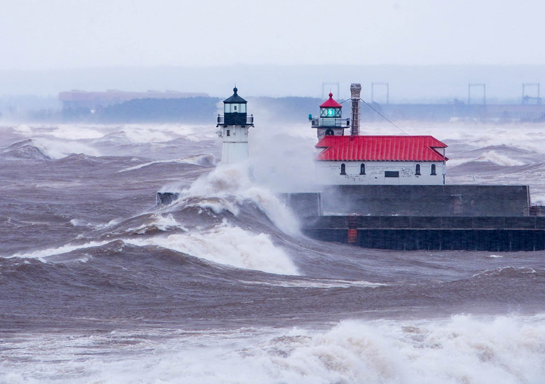 Duluth Lighthouses stand up to gale force winds.
