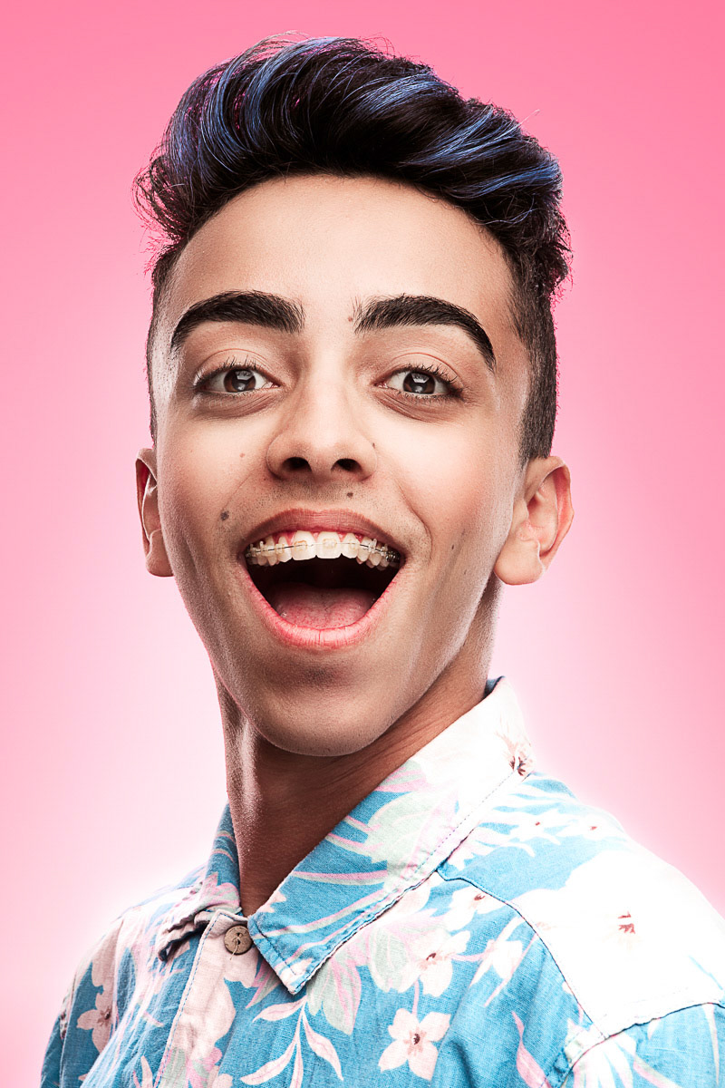 Bilal Hassani, chanteur