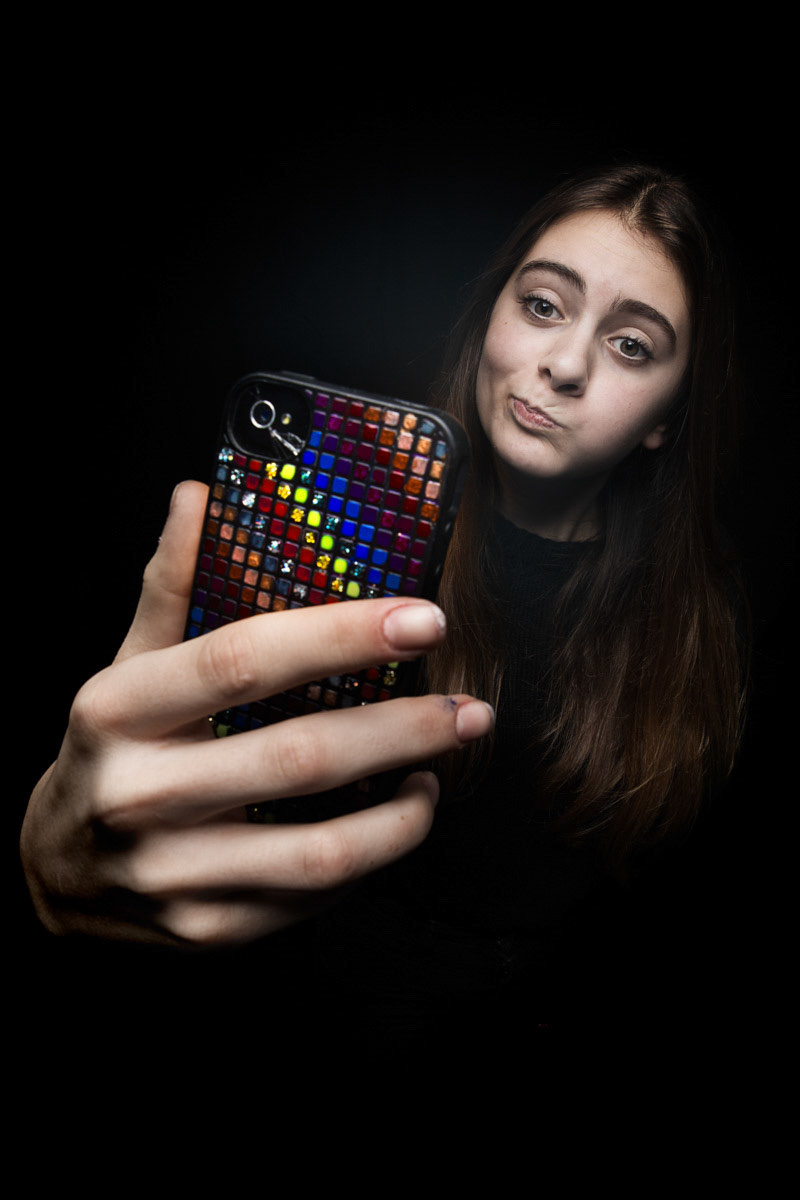 Pour les jeunes, le portable est une immense agora , l'Obs