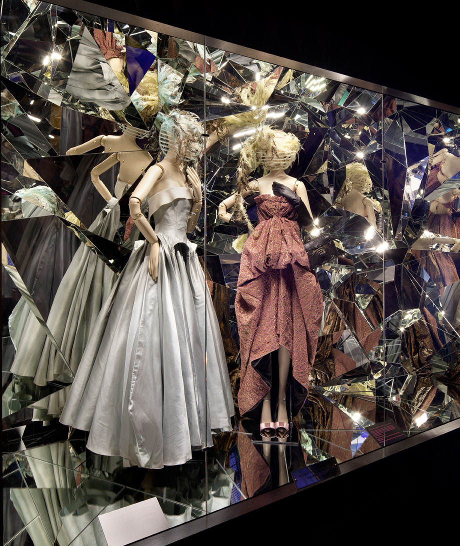 Louis Vuitton Marc Jacobs exhibition to open in Paris - Beauty And