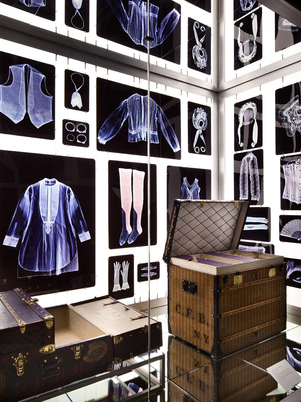 Louis Vuitton and Marc Jacobs Get Museum Treatment – WWD