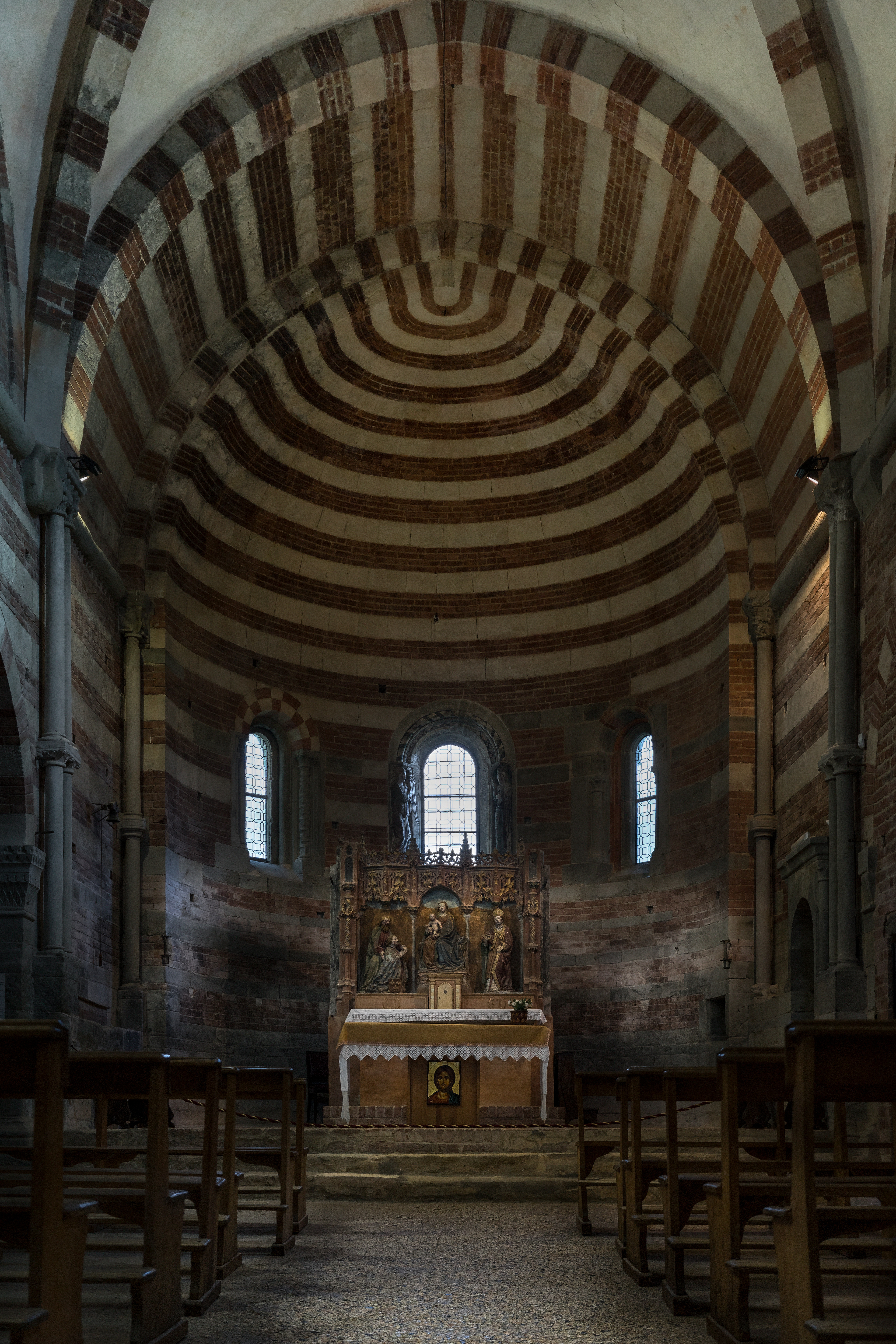 Canonica di Santa Maria di Vezzolano XII Sec. (AT)