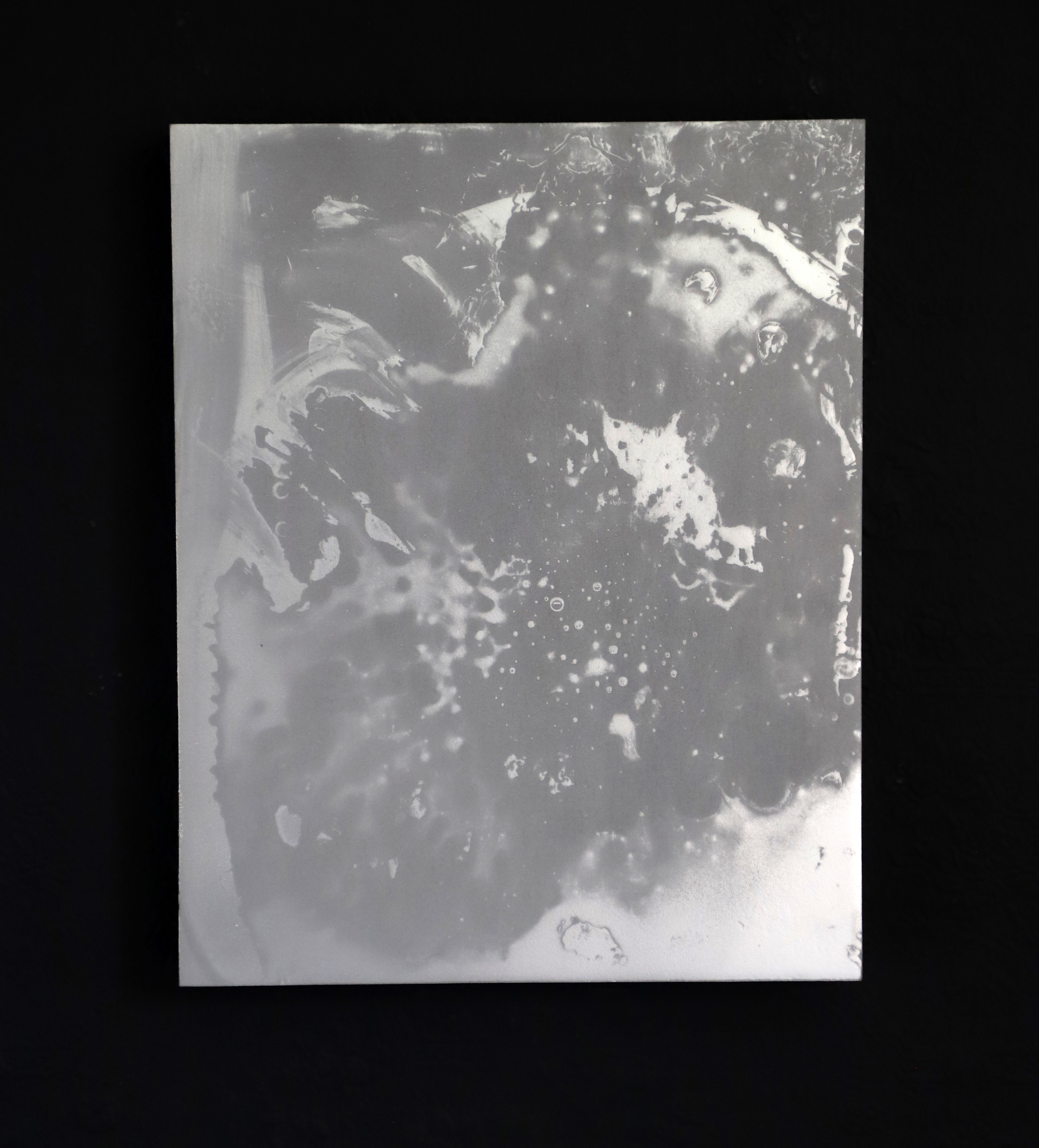 'Untitled' (2022) Spray Paint, Gesso Board. 40x 30cm.