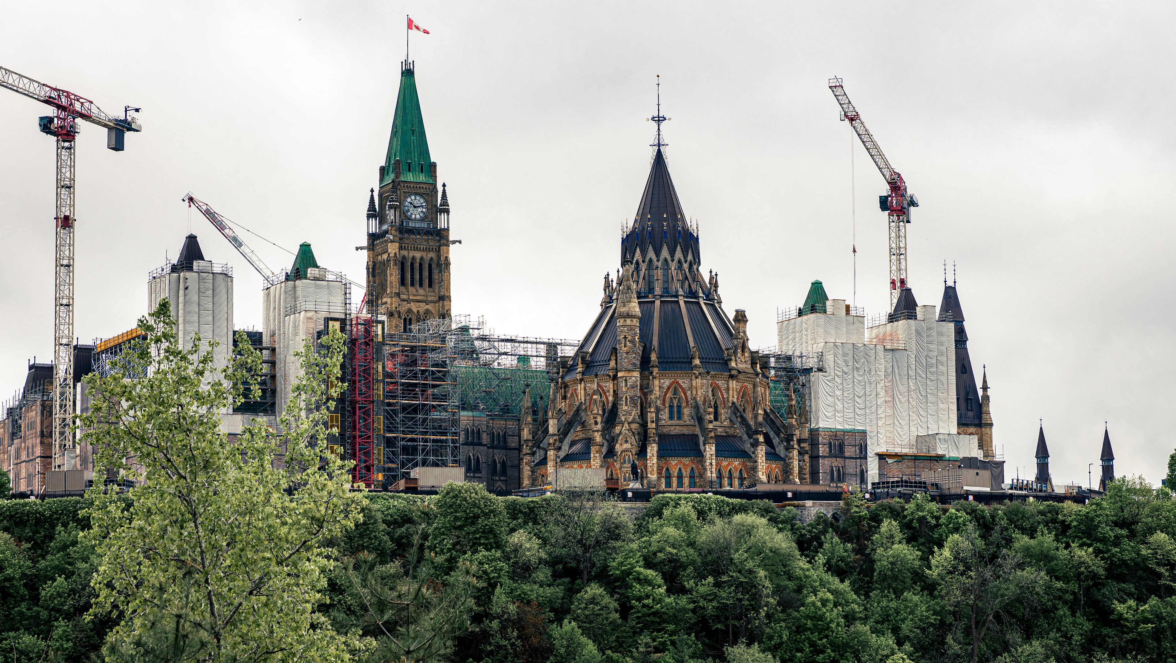 Views of Canada’s Parliament under restoration