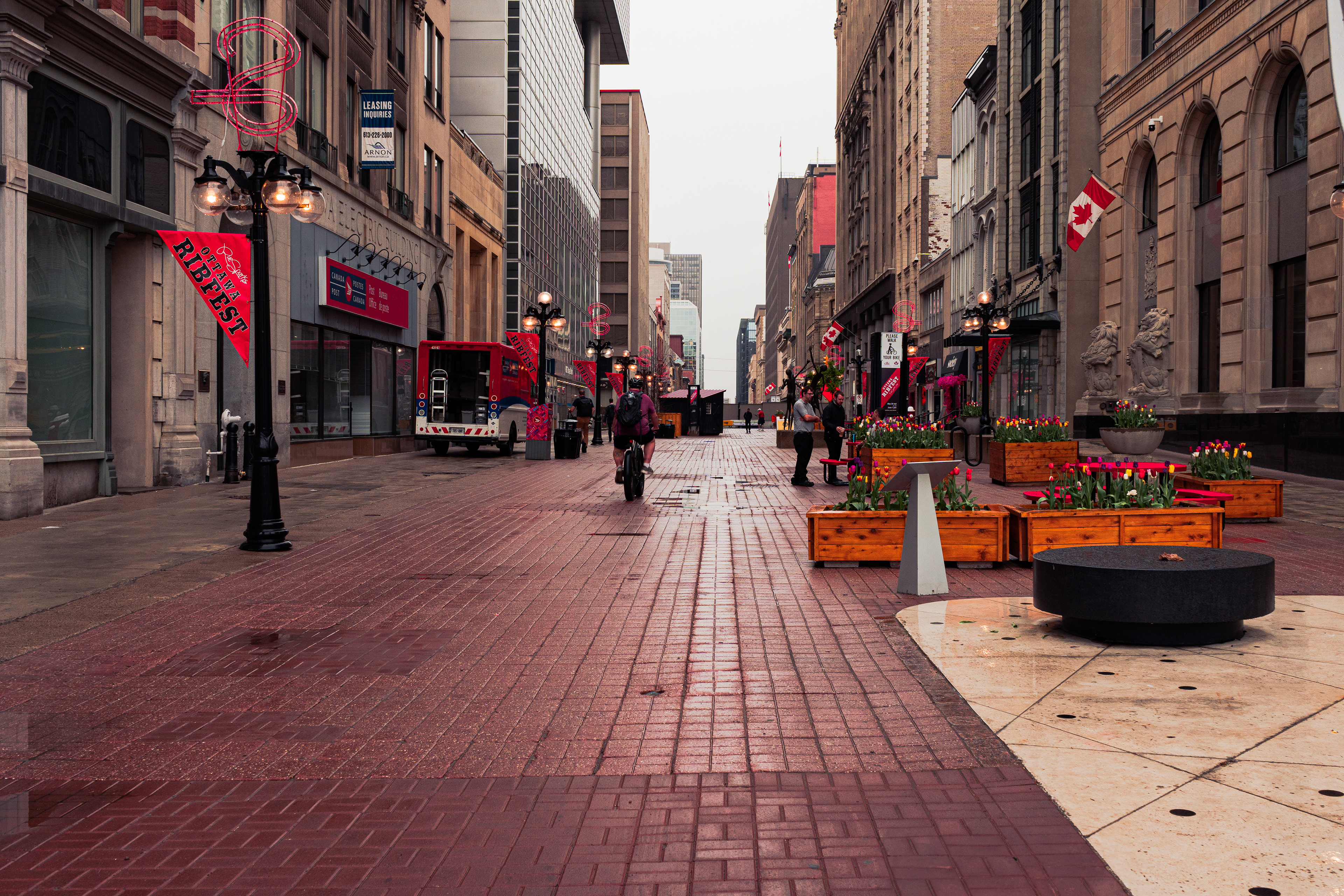 Stroll through Ottawa’s Sparks Street