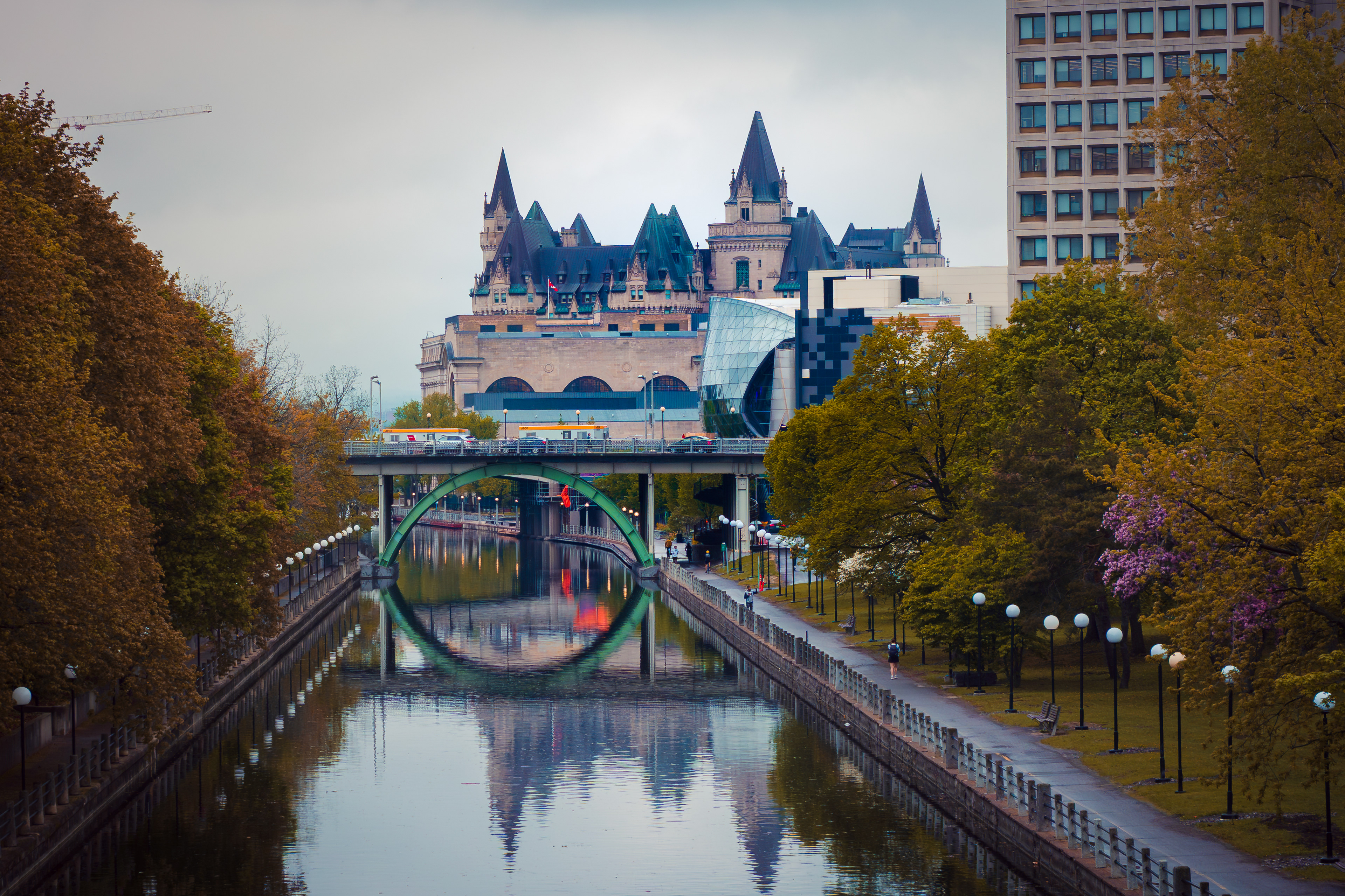 Rainy day  on the Rideau Canal with Château Laurier standing watch