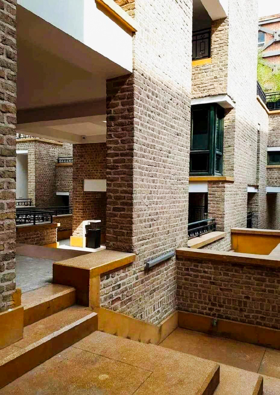 The Alizadeh House