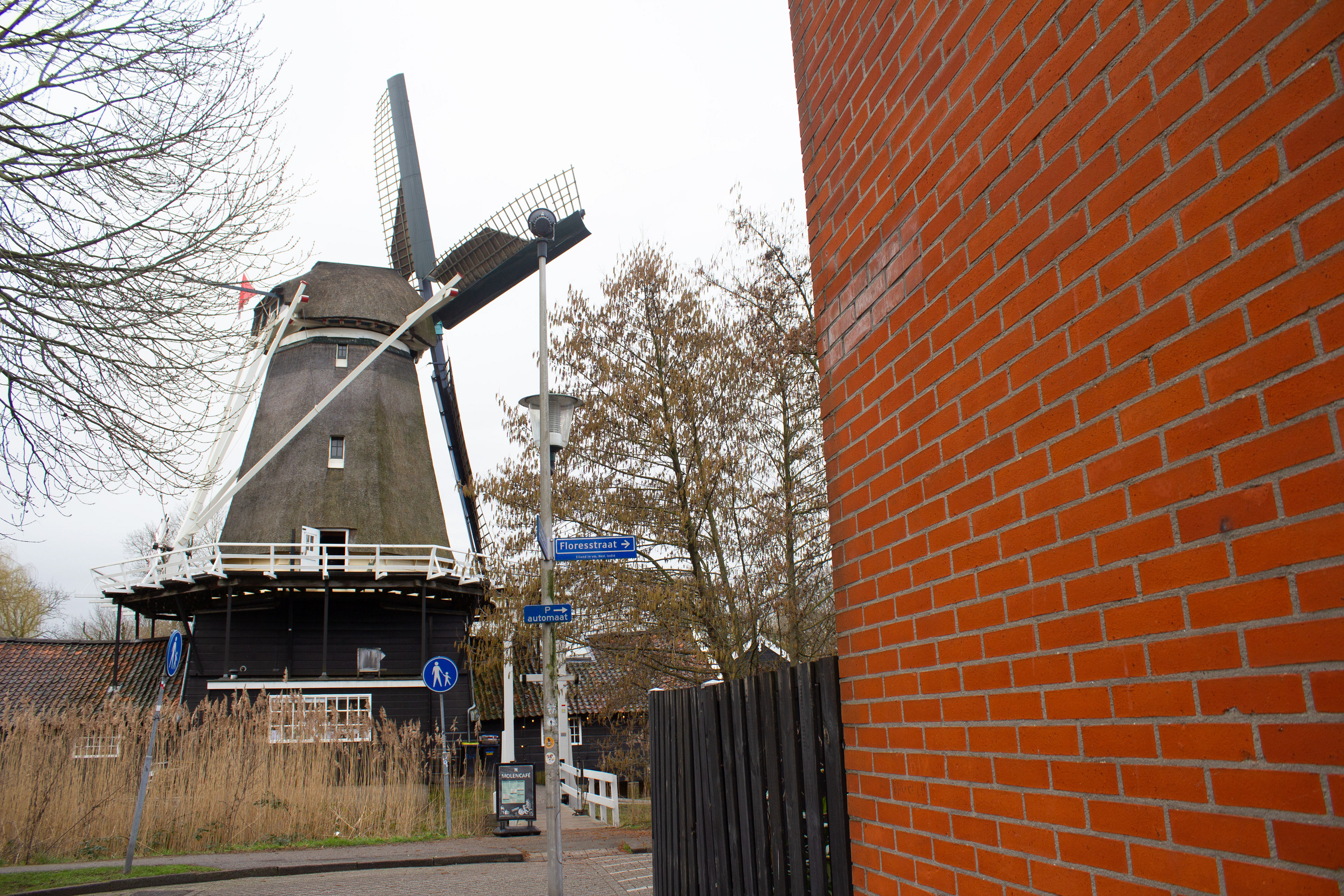 Mil of Utrecht.