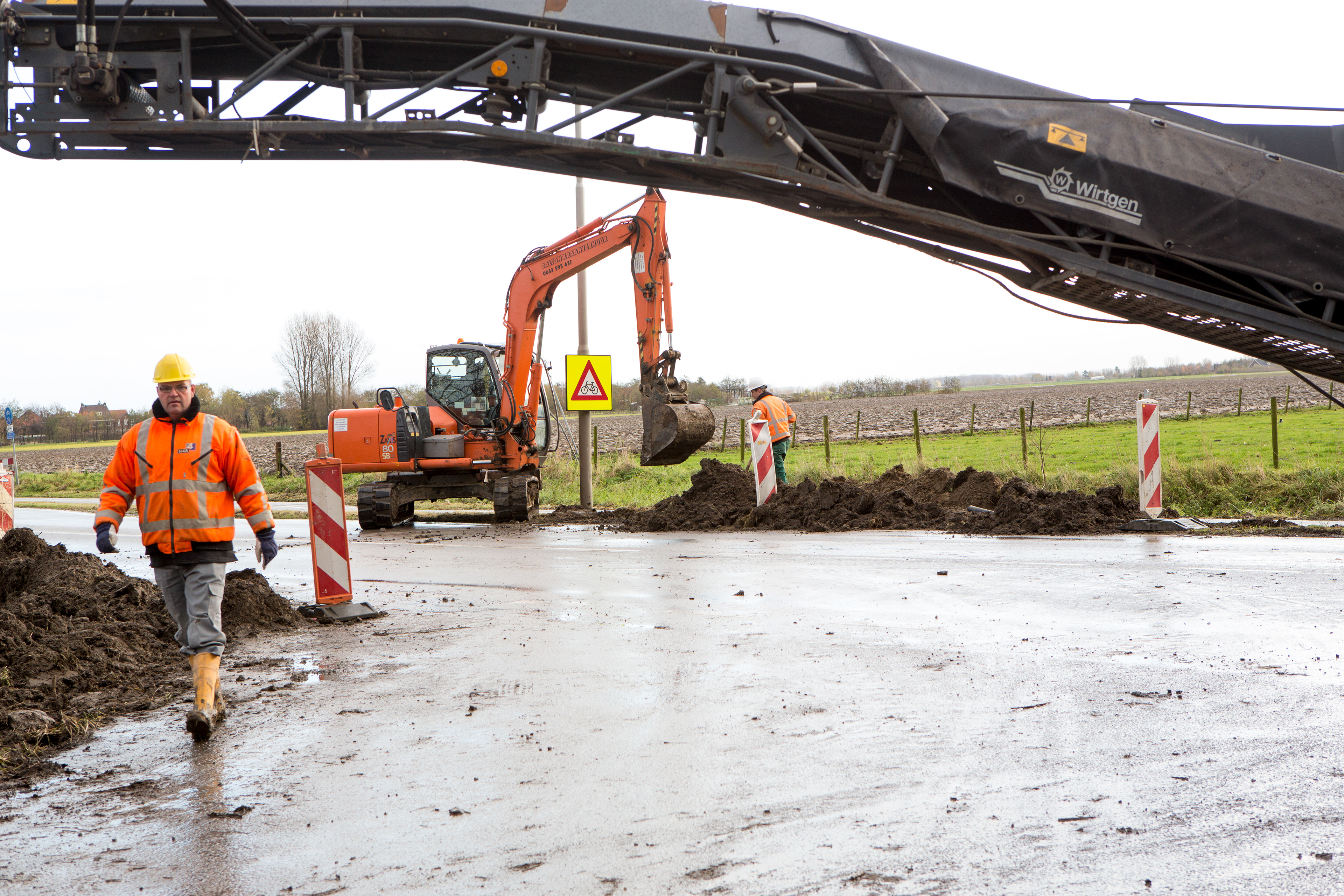 In opdracht voor rijkswaterstaat van 2012 t/m 2015 De N61