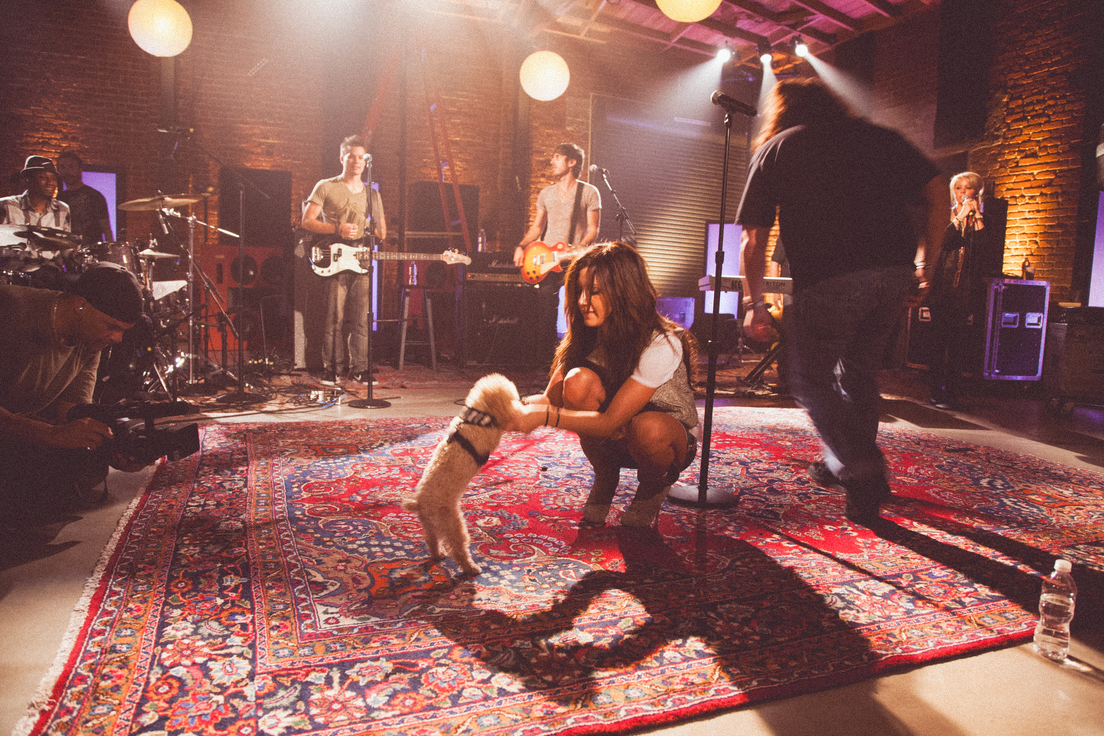 Ashley Tisdale & Maui 