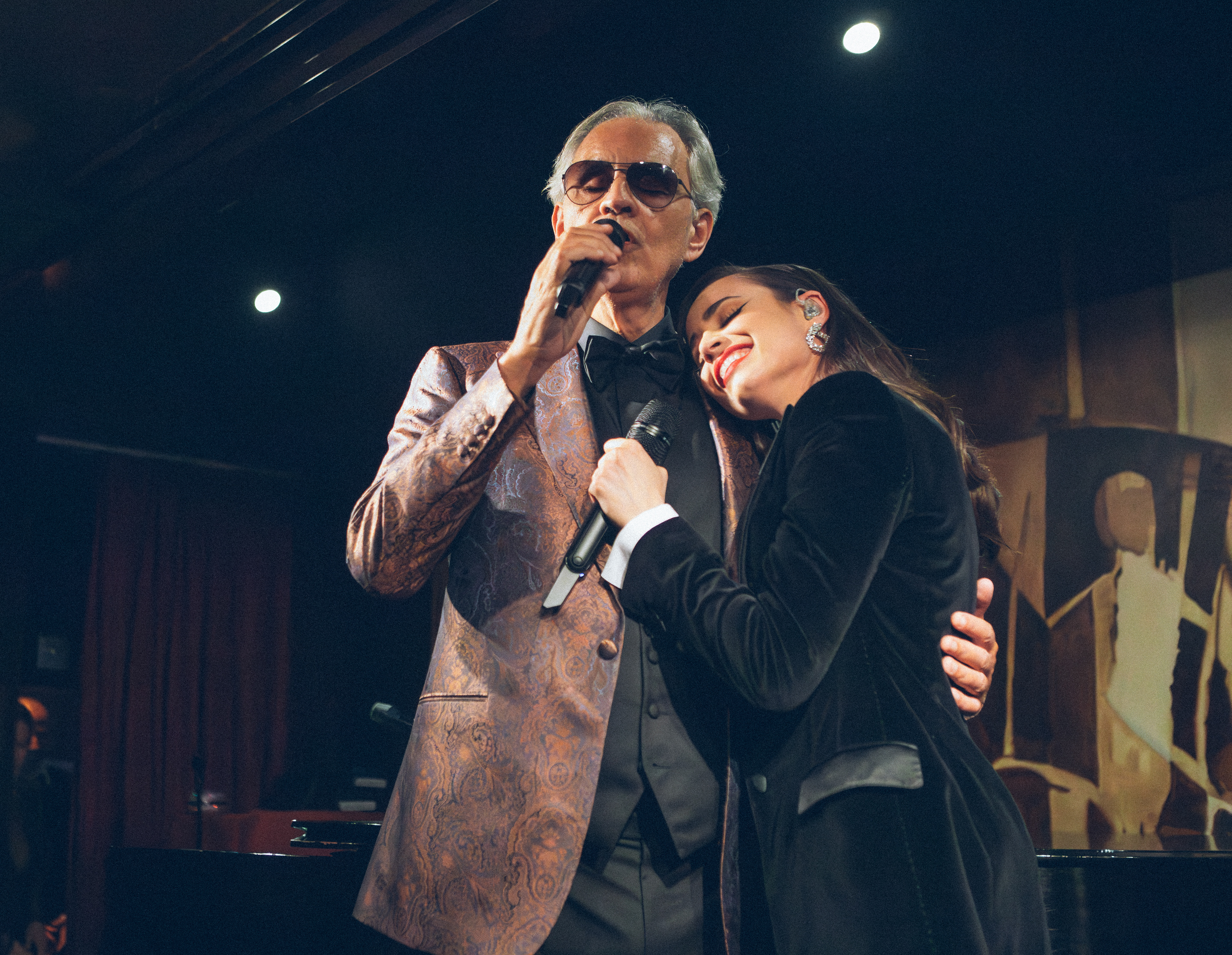 Andrea Bocelli & Sophia Carson