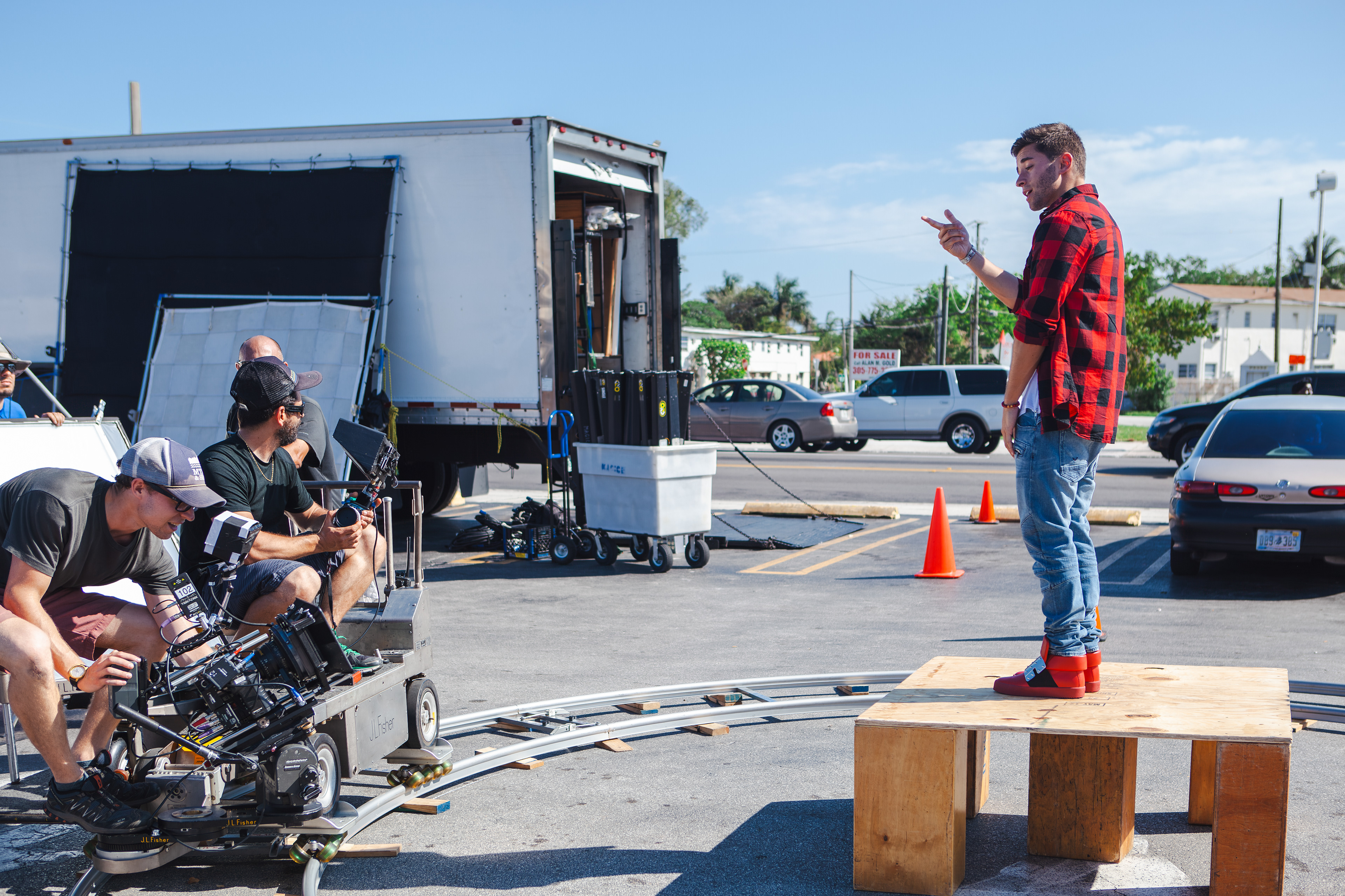 Jake Miller - Dazed and Confused (Feat. Travie McCoy)