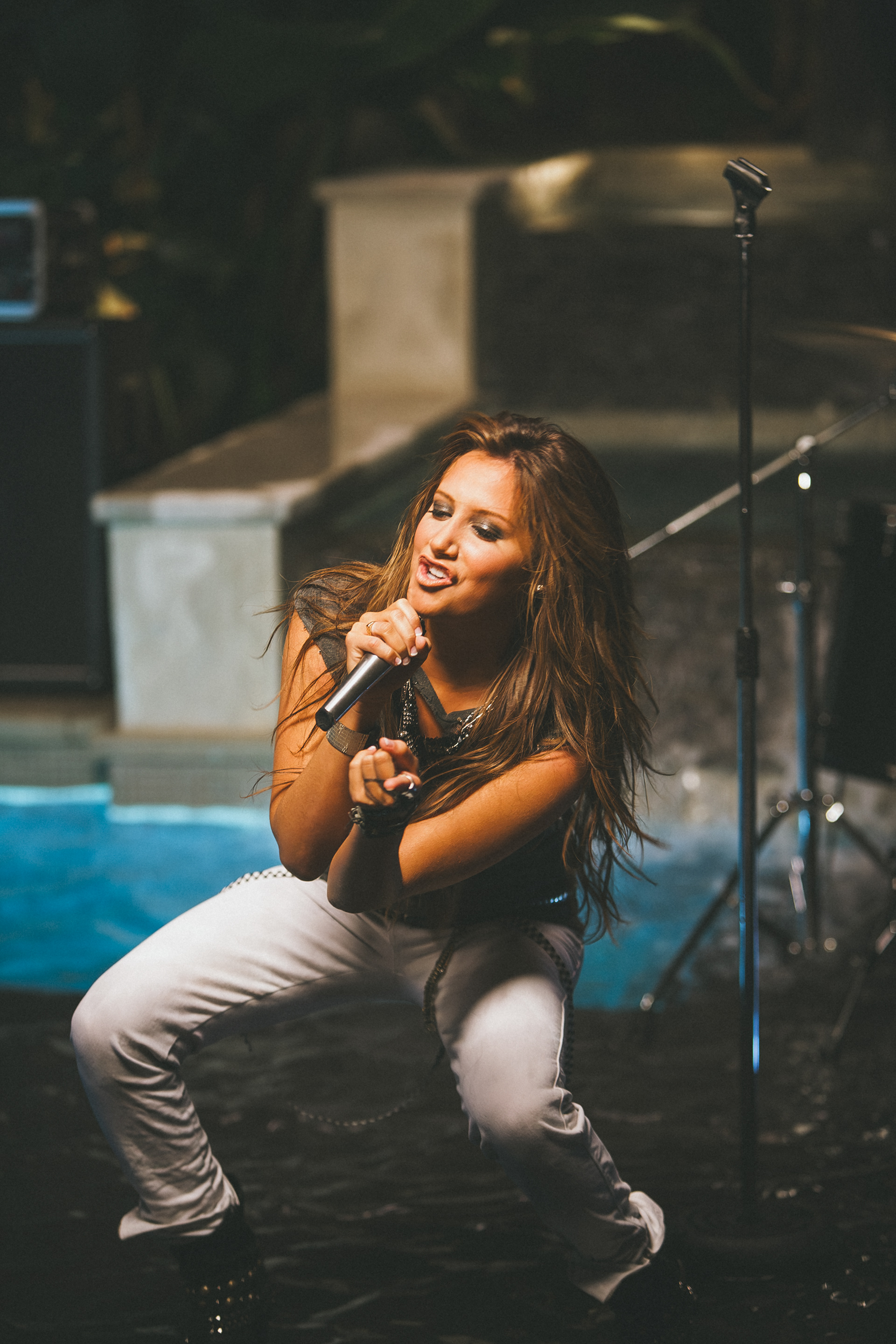 Ashley Tisdale | It's Alright, It's OK Video