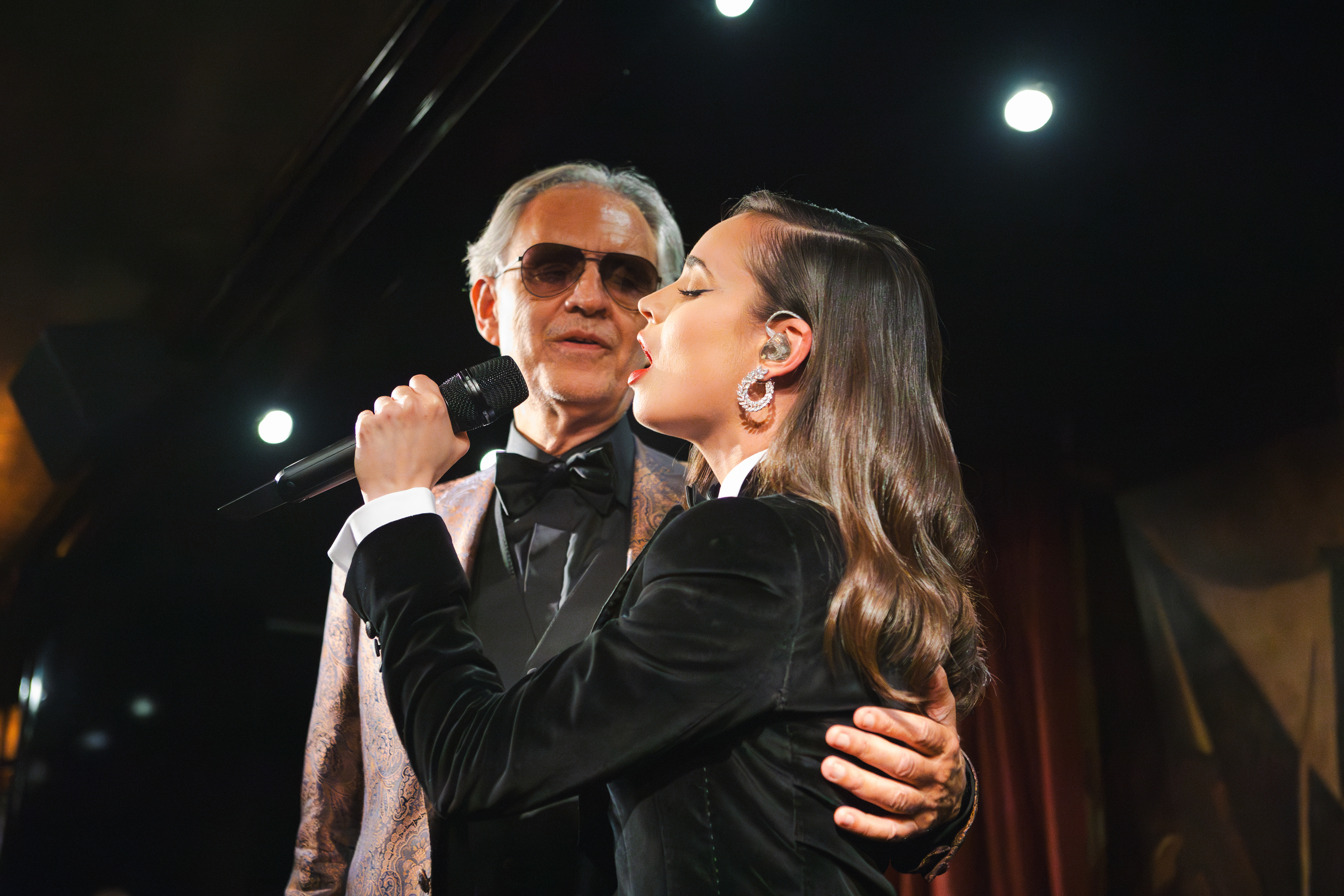 Andrea Bocelli & Sophia Carson