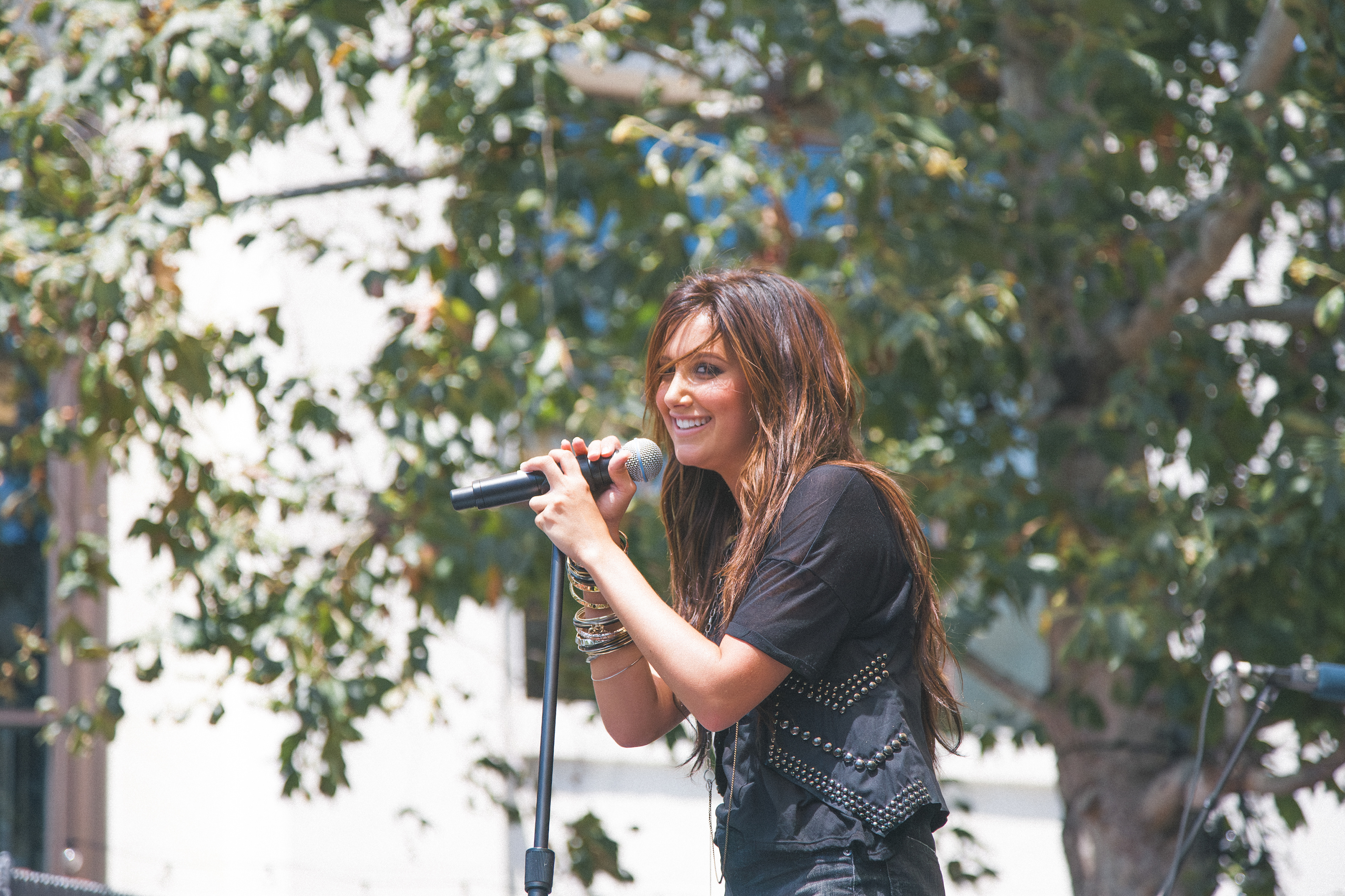 Ashley Tisdale | The Grove