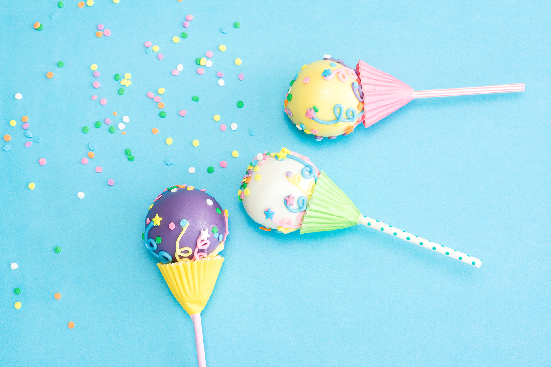 Cake Pops|秋葉ひろこ(Doze Life Food) Photo : Rika Wada