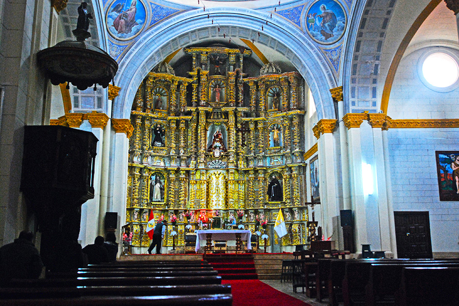 Interior de la Iglesia Santo Domingo
