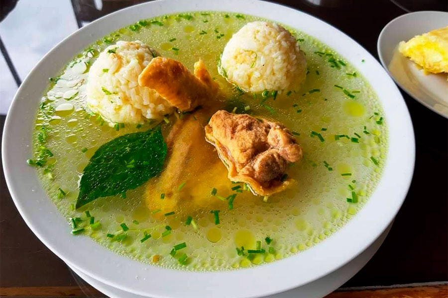 Sopa-de-Pelotas