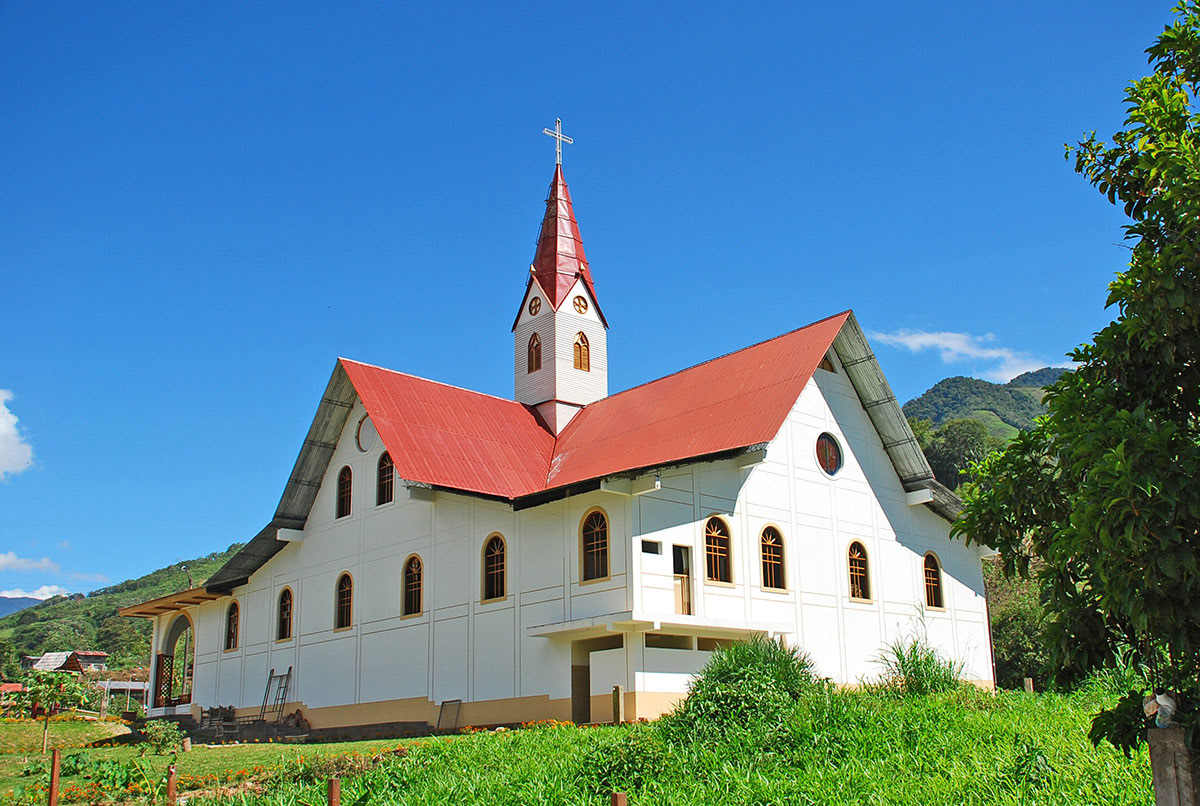 Iglesia de Prusia en Popuzo-Perú