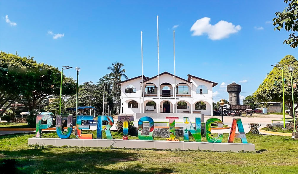 Plaza de Armas de Puerto Inca