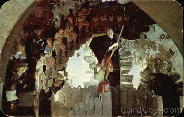 Hansel & Gretel Stair Case with Witch