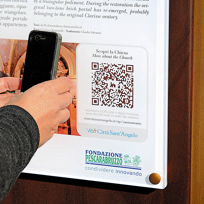 Tabella storiografica in acciaio corten e plexiglas - Città Sant'Angelo (PE)