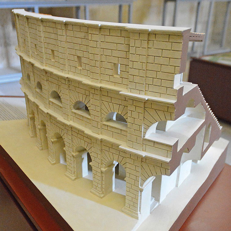 Anfiteatro romano di Lupiae - sezione tattile scala 1:50