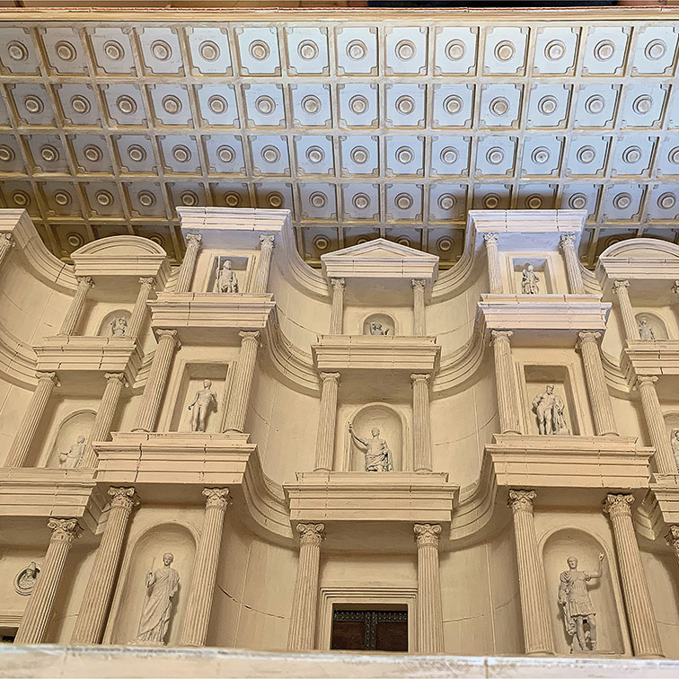 Teatro romano di Lupiae - particolare del Frontescena