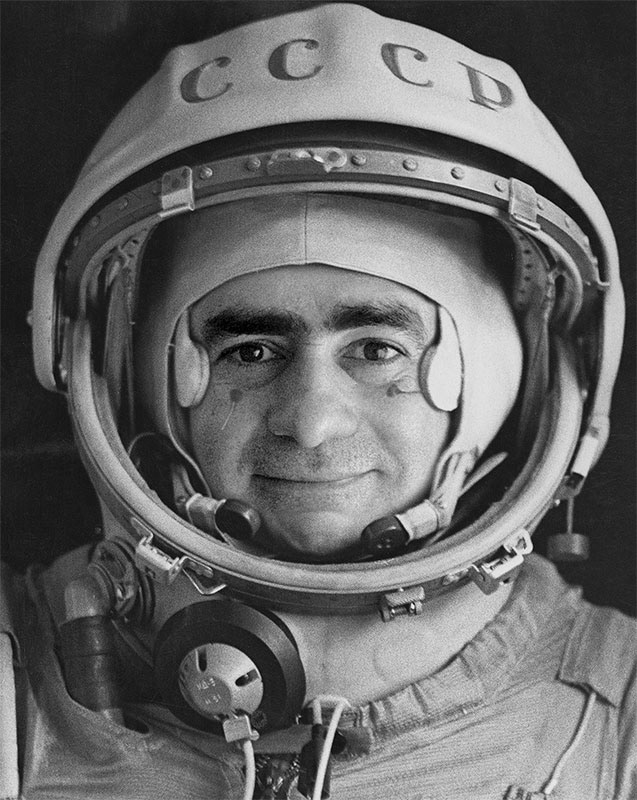 Coronel Ivan Istochnikov, 1997, credits Joan Fontcuberta