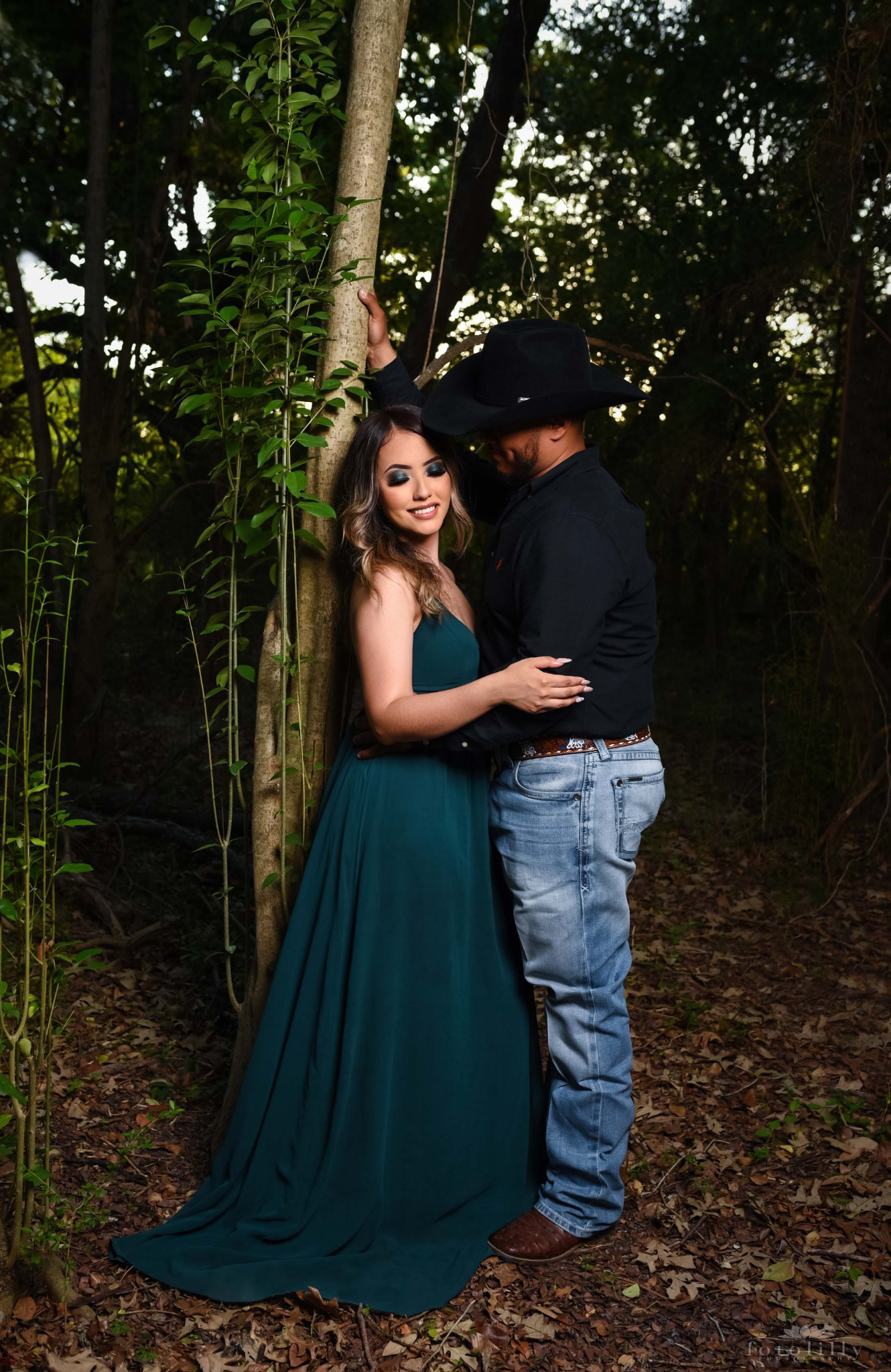 Fotolilly Photography is Dallas Fort Worth's BEST quinceanera photography with quinceanera photography and video packages. Quince Photos near me.   Fotolilly Photography is dedicated to capturing the essence of your quinceañera with our comprehensive and professional photography services. Our tailored quinceañera photography packages fit every budget and need, ensuring every moment is beautifully captured by our top-rated Dallas quinceañera photographers.   https://www.fotolillyphotography.com/  https://fotolillyproductions.com/