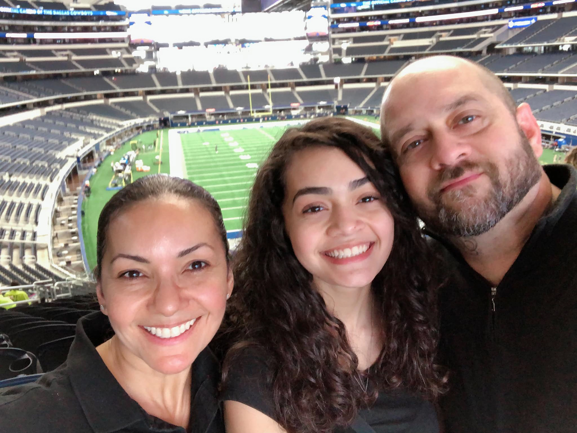 Fotolilly Photography is Dallas Fort Worth's BEST quinceanera photography with quinceanera photography and video packages. Quince Photos near me.   Fotolilly Photography is dedicated to capturing the essence of your quinceañera with our comprehensive and professional photography services. Our tailored quinceañera photography packages fit every budget and need, ensuring every moment is beautifully captured by our top-rated Dallas quinceañera photographers.   https://www.fotolillyphotography.com/  https://fotolillyproductions.com/