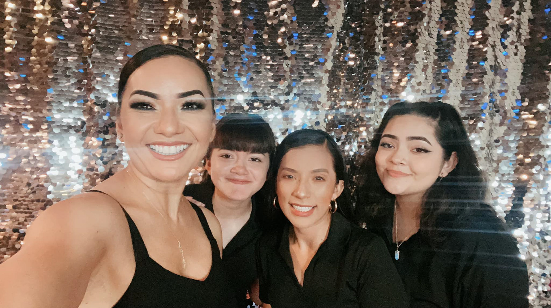 Fotolilly Photography is Dallas Fort Worth's BEST quinceanera photography with quinceanera photography and video packages. Quince Photos near me.   Fotolilly Photography is dedicated to capturing the essence of your quinceañera with our comprehensive and professional photography services. Our tailored quinceañera photography packages fit every budget and need, ensuring every moment is beautifully captured by our top-rated Dallas quinceañera photographers.   https://www.fotolillyphotography.com/  https://fotolillyproductions.com/