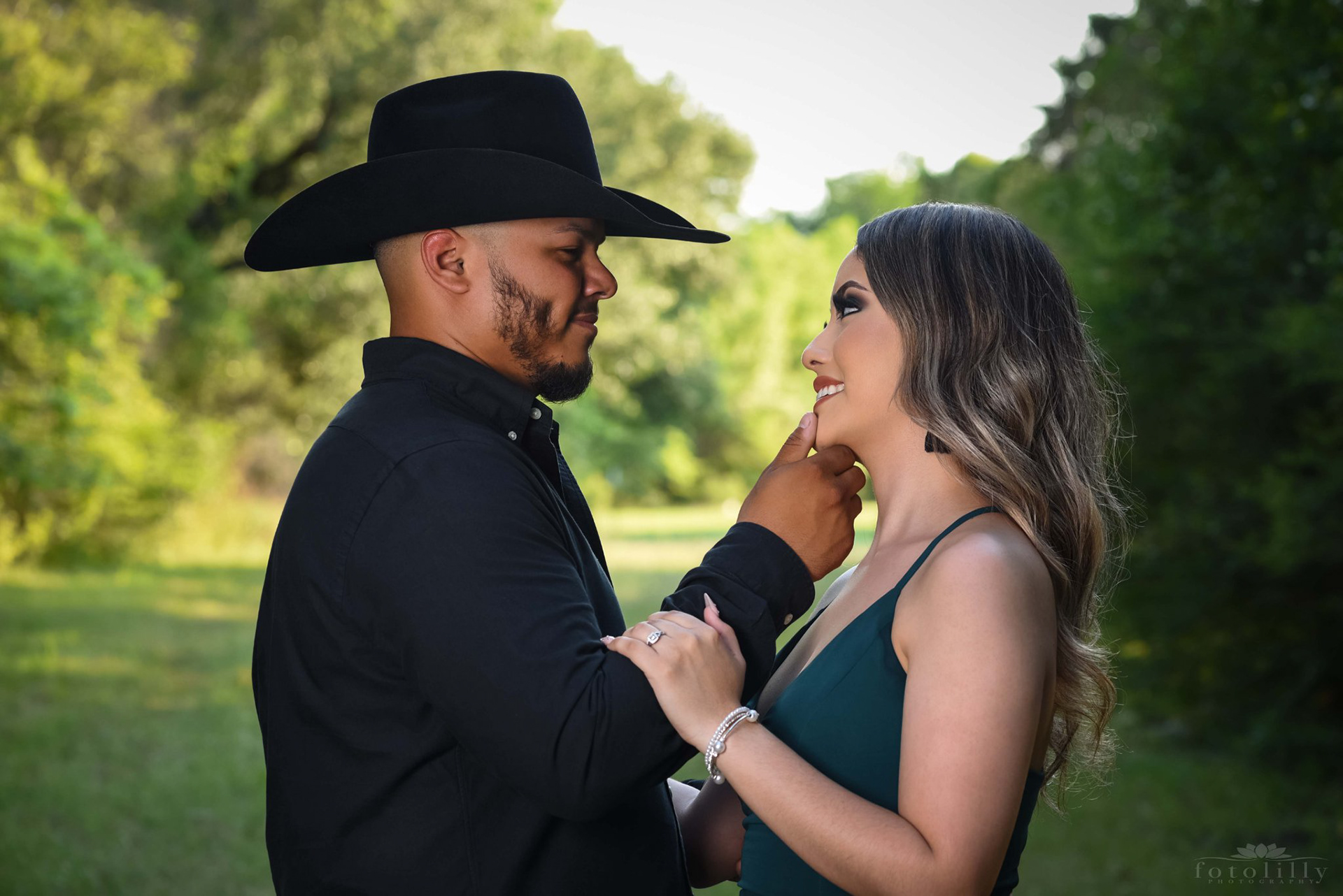 Fotolilly Photography is Dallas Fort Worth's BEST quinceanera photography with quinceanera photography and video packages. Quince Photos near me.   Fotolilly Photography is dedicated to capturing the essence of your quinceañera with our comprehensive and professional photography services. Our tailored quinceañera photography packages fit every budget and need, ensuring every moment is beautifully captured by our top-rated Dallas quinceañera photographers.   https://www.fotolillyphotography.com/  https://fotolillyproductions.com/