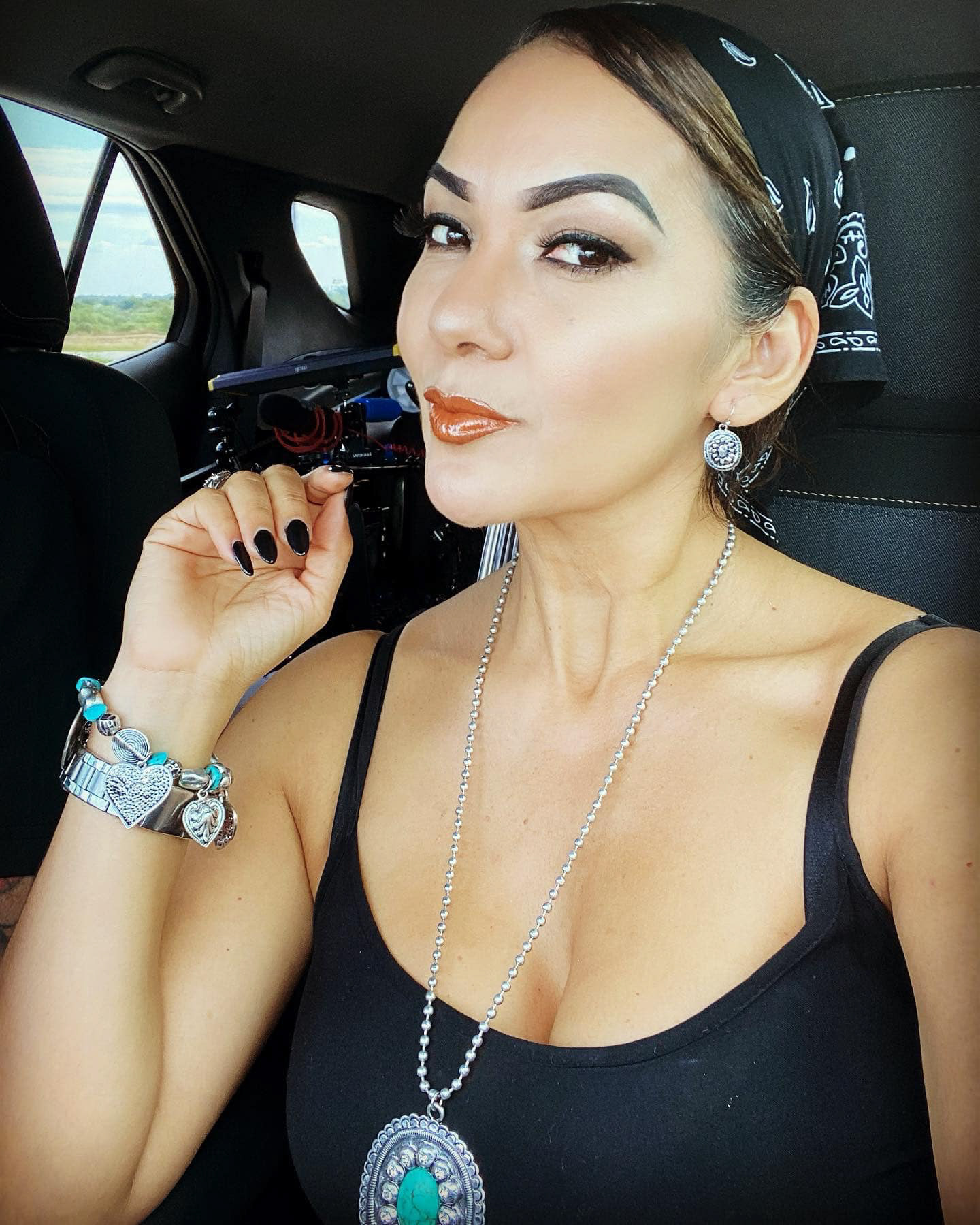 Fotolilly Photography is Dallas Fort Worth's BEST quinceanera photography with quinceanera photography and video packages. Quince Photos near me.   Fotolilly Photography is dedicated to capturing the essence of your quinceañera with our comprehensive and professional photography services. Our tailored quinceañera photography packages fit every budget and need, ensuring every moment is beautifully captured by our top-rated Dallas quinceañera photographers.   https://www.fotolillyphotography.com/  https://fotolillyproductions.com/