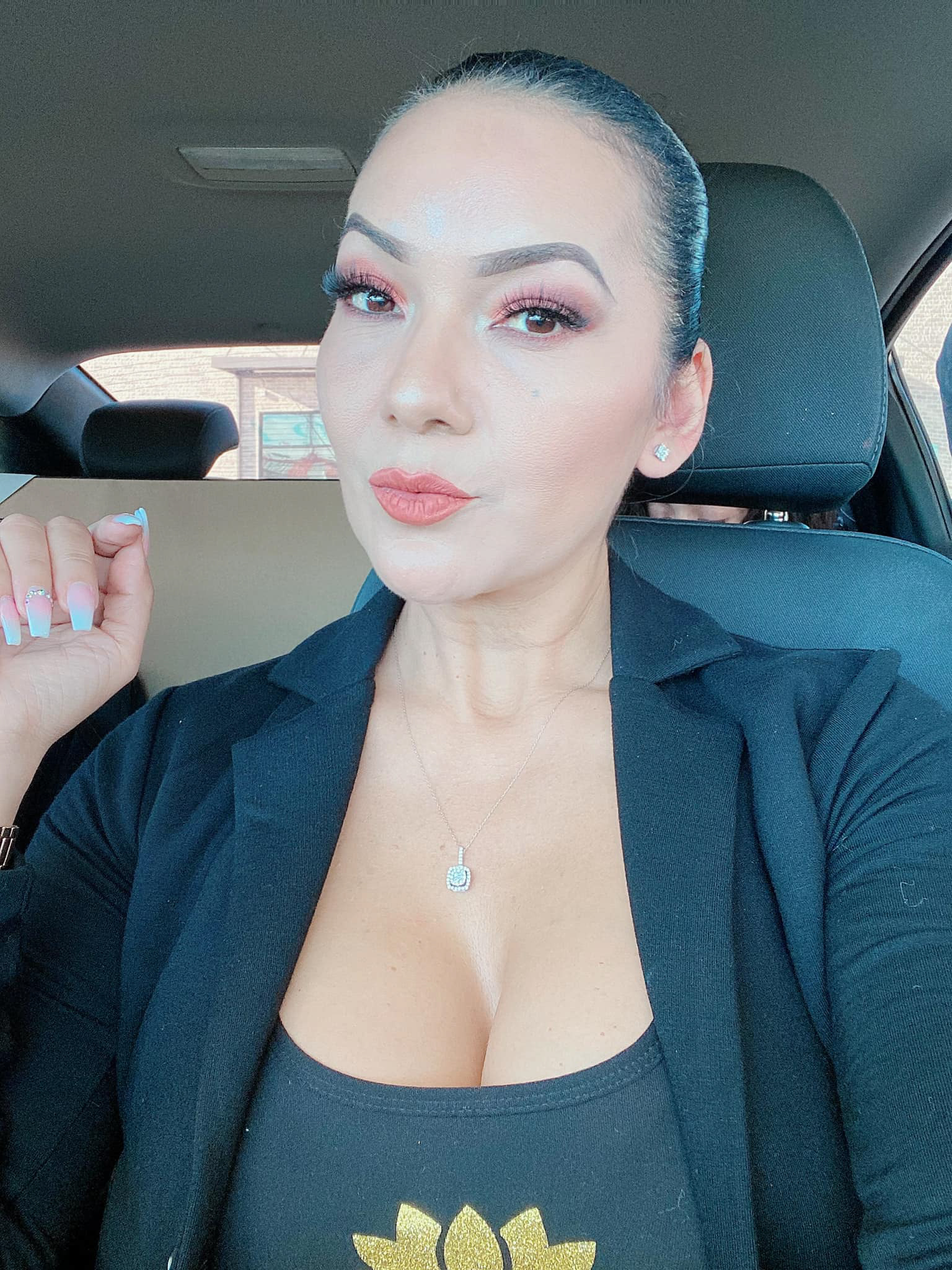 Fotolilly Photography is Dallas Fort Worth's BEST quinceanera photography with quinceanera photography and video packages. Quince Photos near me.   Fotolilly Photography is dedicated to capturing the essence of your quinceañera with our comprehensive and professional photography services. Our tailored quinceañera photography packages fit every budget and need, ensuring every moment is beautifully captured by our top-rated Dallas quinceañera photographers.   https://www.fotolillyphotography.com/  https://fotolillyproductions.com/