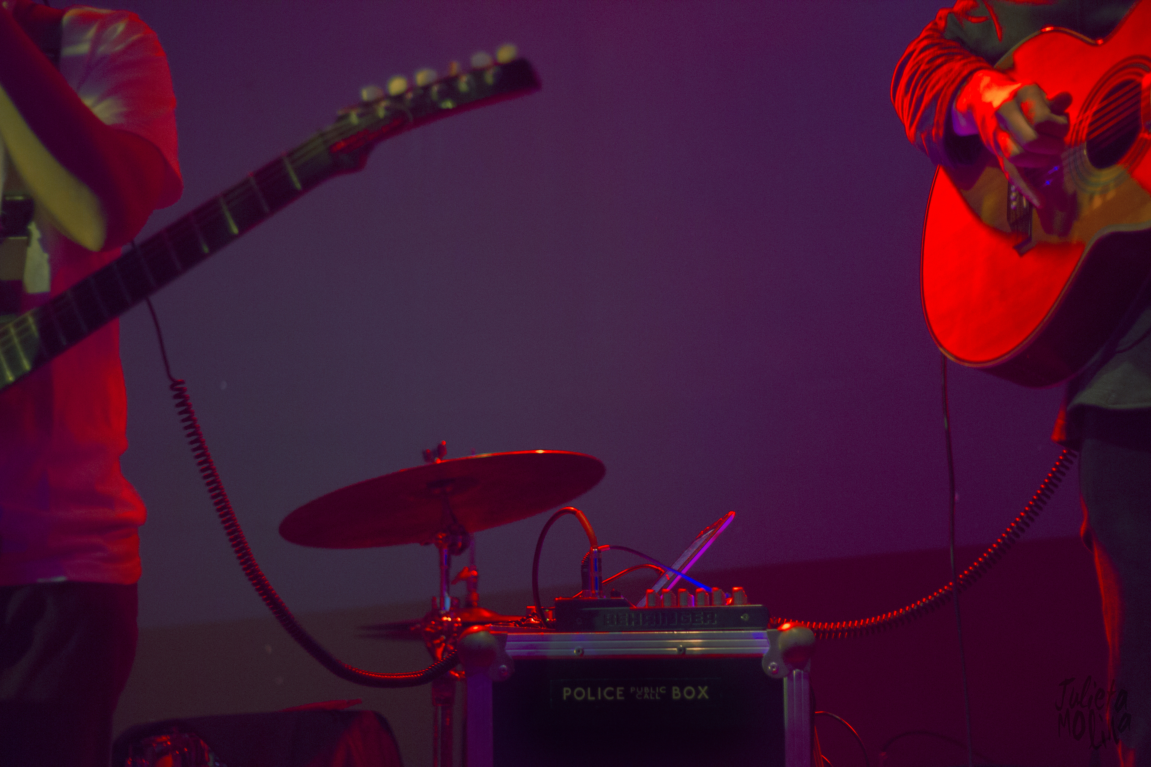 Vivo en Espacio37 (CABA, Argentina), May-2016. Pic:@julietamolinaph